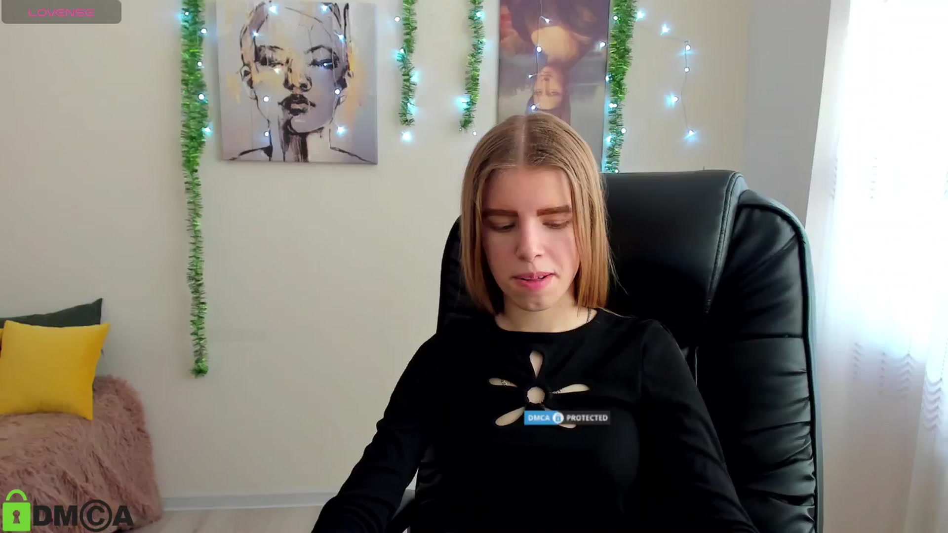 Gallery image thumbnail from Goldy_Emma's myfreecams stream on, 01/04/2025, 09:45 image 14 of 20