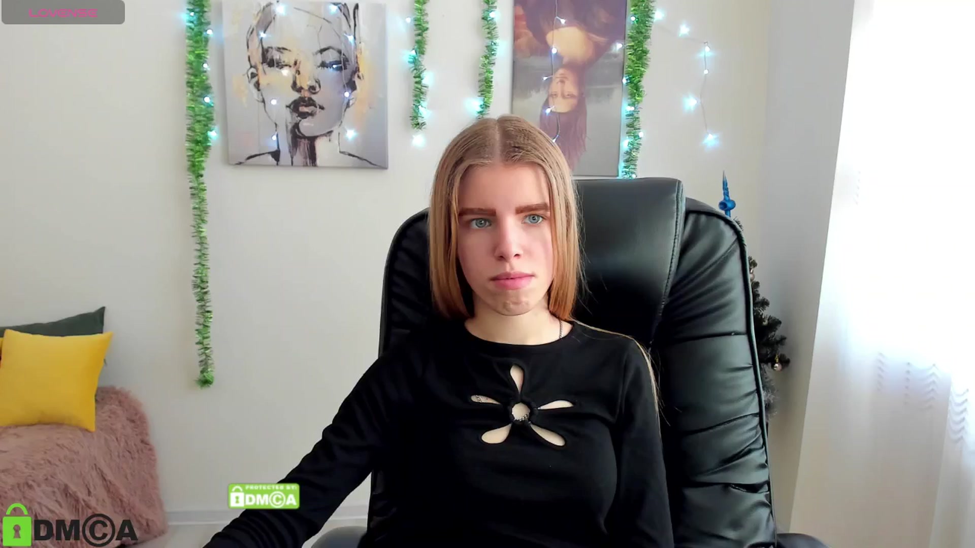 Gallery image thumbnail from Goldy_Emma's myfreecams stream on, 01/04/2025, 09:45 image 5 of 20