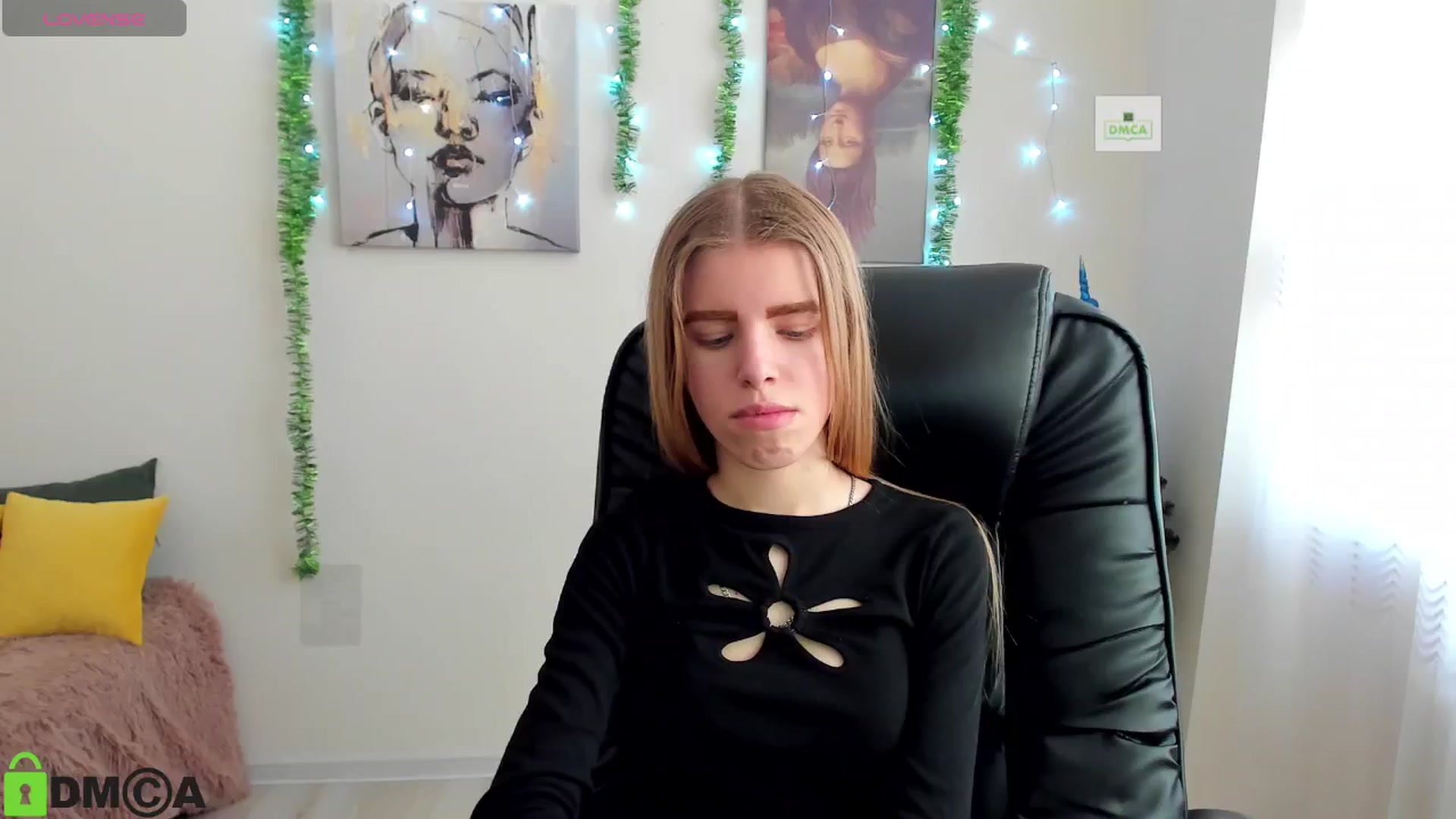 Gallery image thumbnail from Goldy_Emma's myfreecams stream on, 01/04/2025, 09:45 image 2 of 20