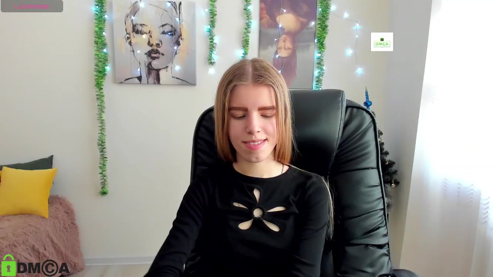 Gallery image thumbnail from Goldy_Emma's myfreecams stream on, 01/04/2025, 09:45 image 9 of 20