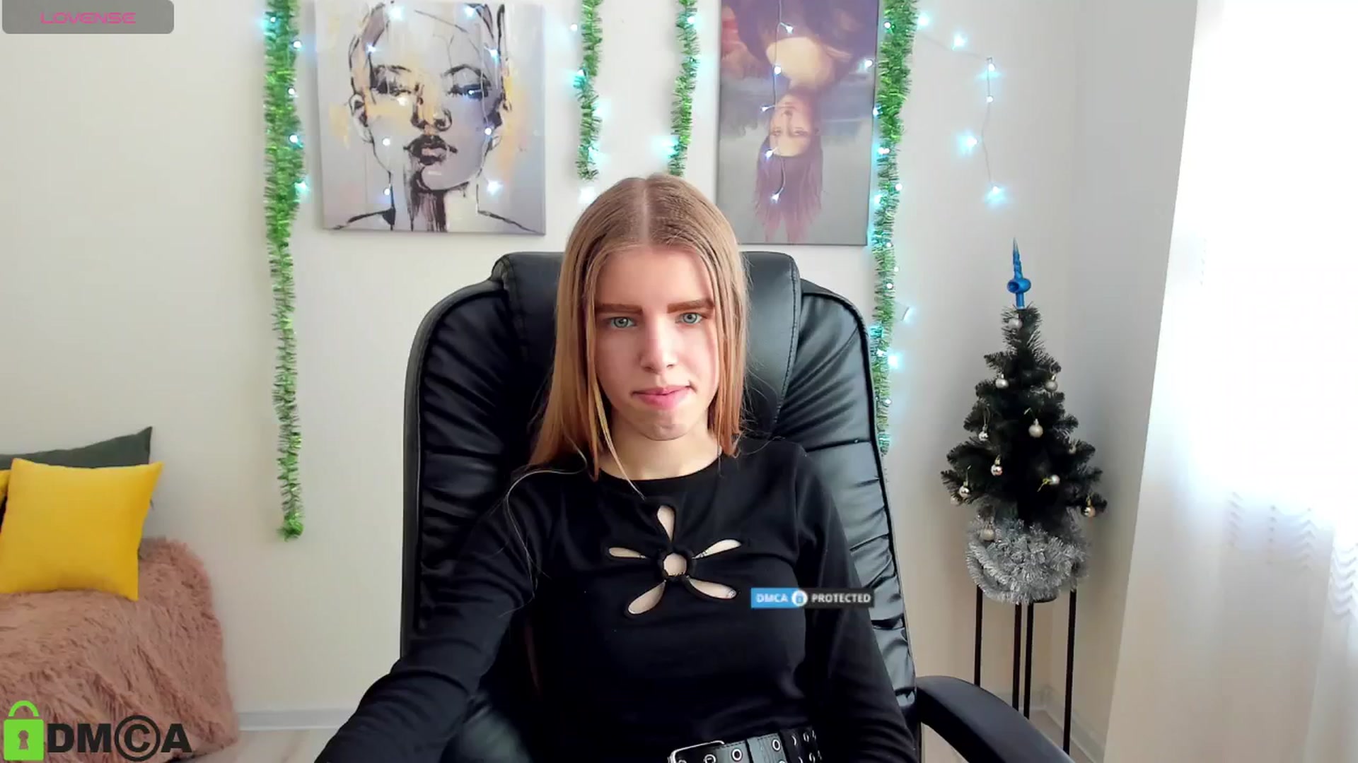 Gallery image thumbnail from Goldy_Emma's myfreecams stream on, 01/04/2025, 10:09 image 7 of 20