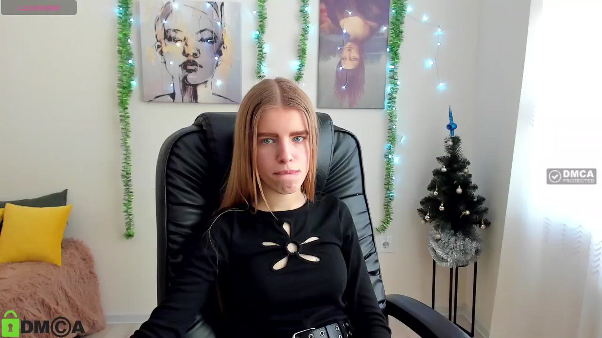 Gallery image thumbnail from Goldy_Emma's myfreecams stream on, 01/04/2025, 10:09 image 8 of 20