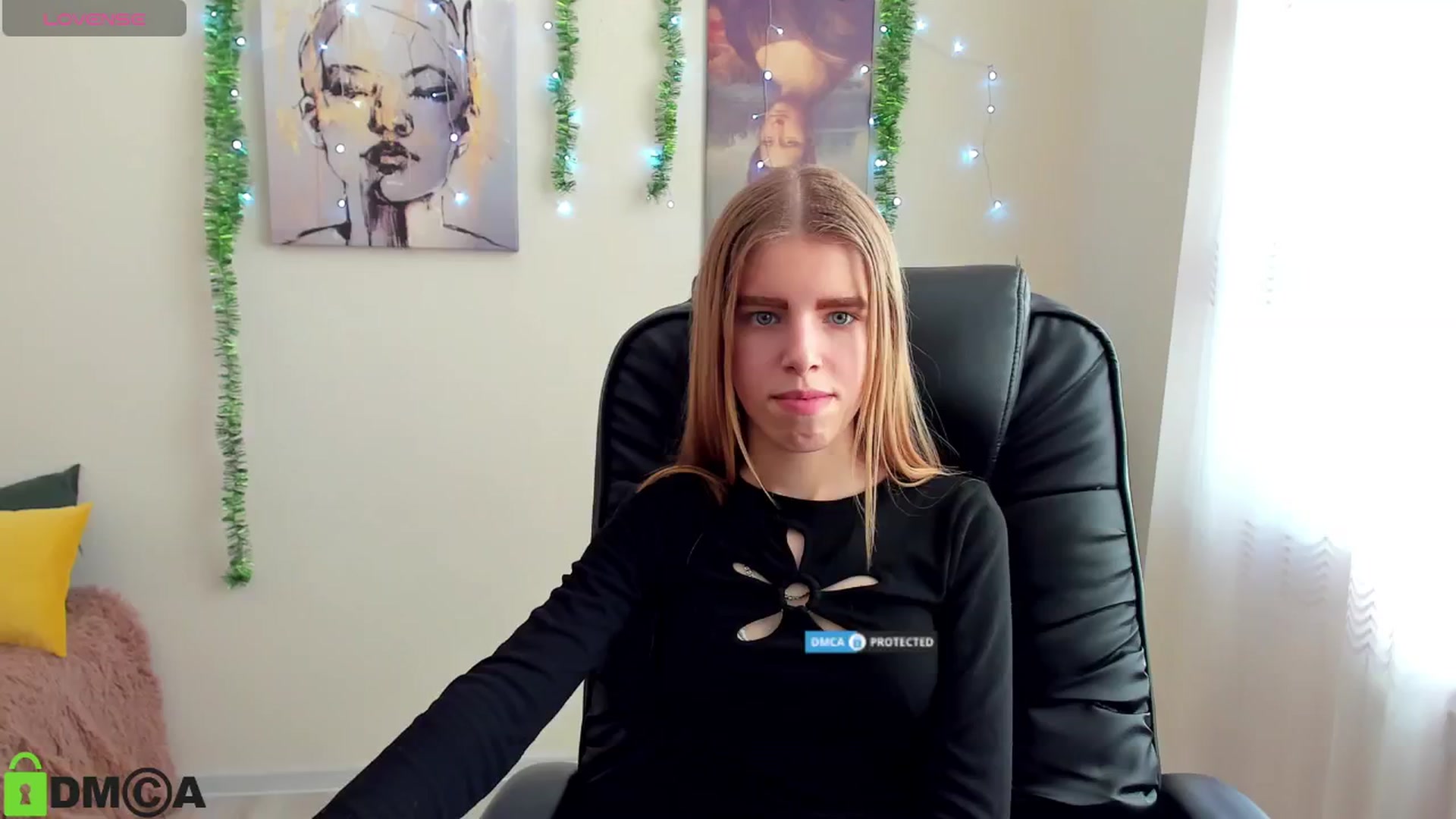 Gallery image thumbnail from Goldy_Emma's myfreecams stream on, 01/04/2025, 12:13 image 17 of 20