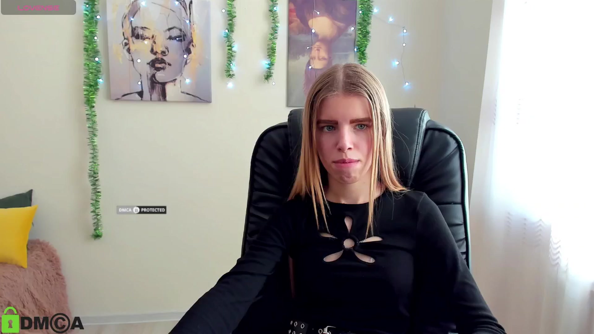 Gallery image thumbnail from Goldy_Emma's myfreecams stream on, 01/04/2025, 12:13 image 5 of 20
