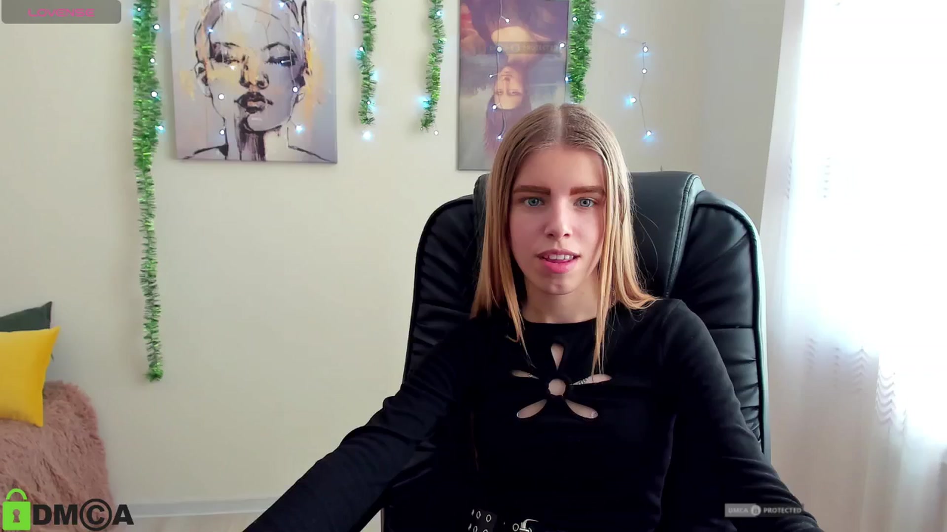 Gallery image thumbnail from Goldy_Emma's myfreecams stream on, 01/04/2025, 12:13 image 4 of 20