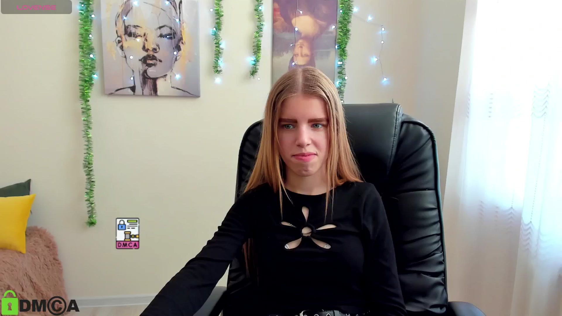 Gallery image thumbnail from Goldy_Emma's myfreecams stream on, 01/04/2025, 12:13 image 15 of 20