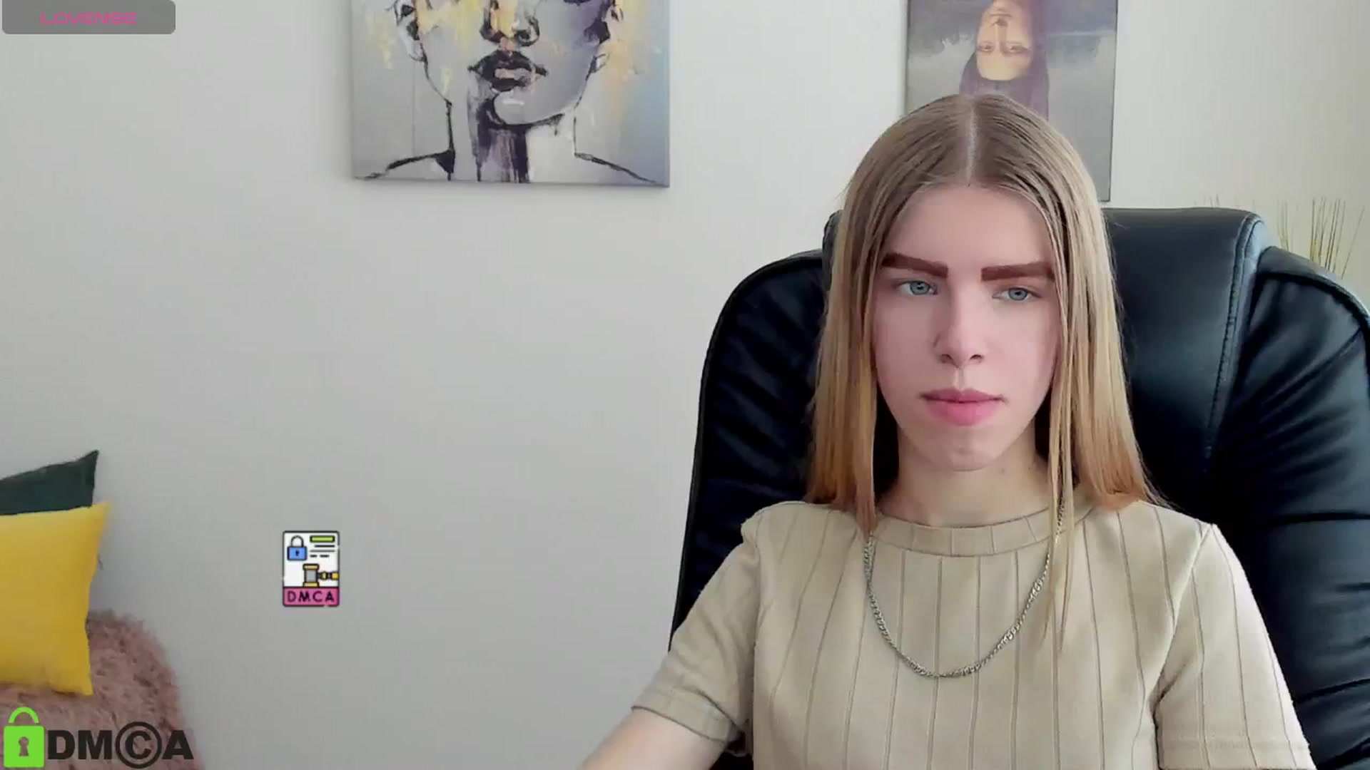 Gallery image thumbnail from Goldy_Emma's myfreecams stream on, 01/06/2025, 11:23 image 1 of 20