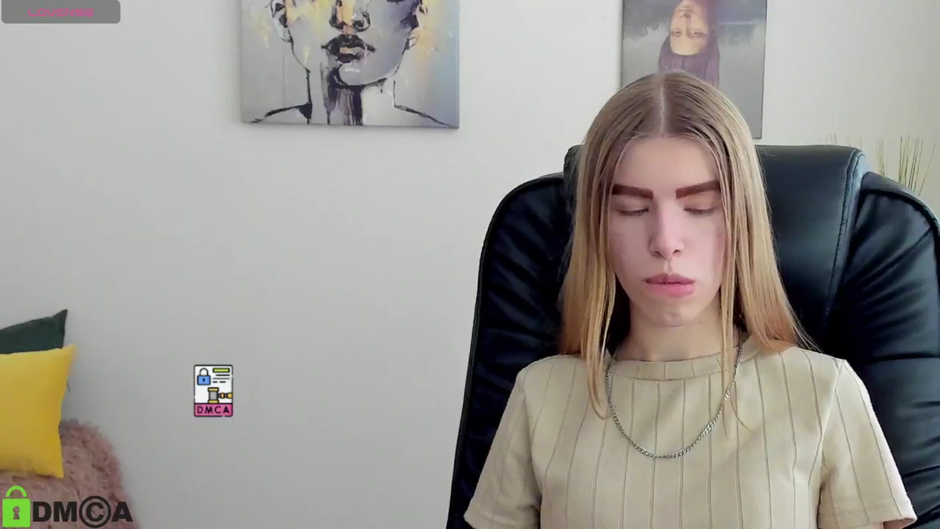 Gallery image thumbnail from Goldy_Emma's myfreecams stream on, 01/06/2025, 11:23 image 3 of 20