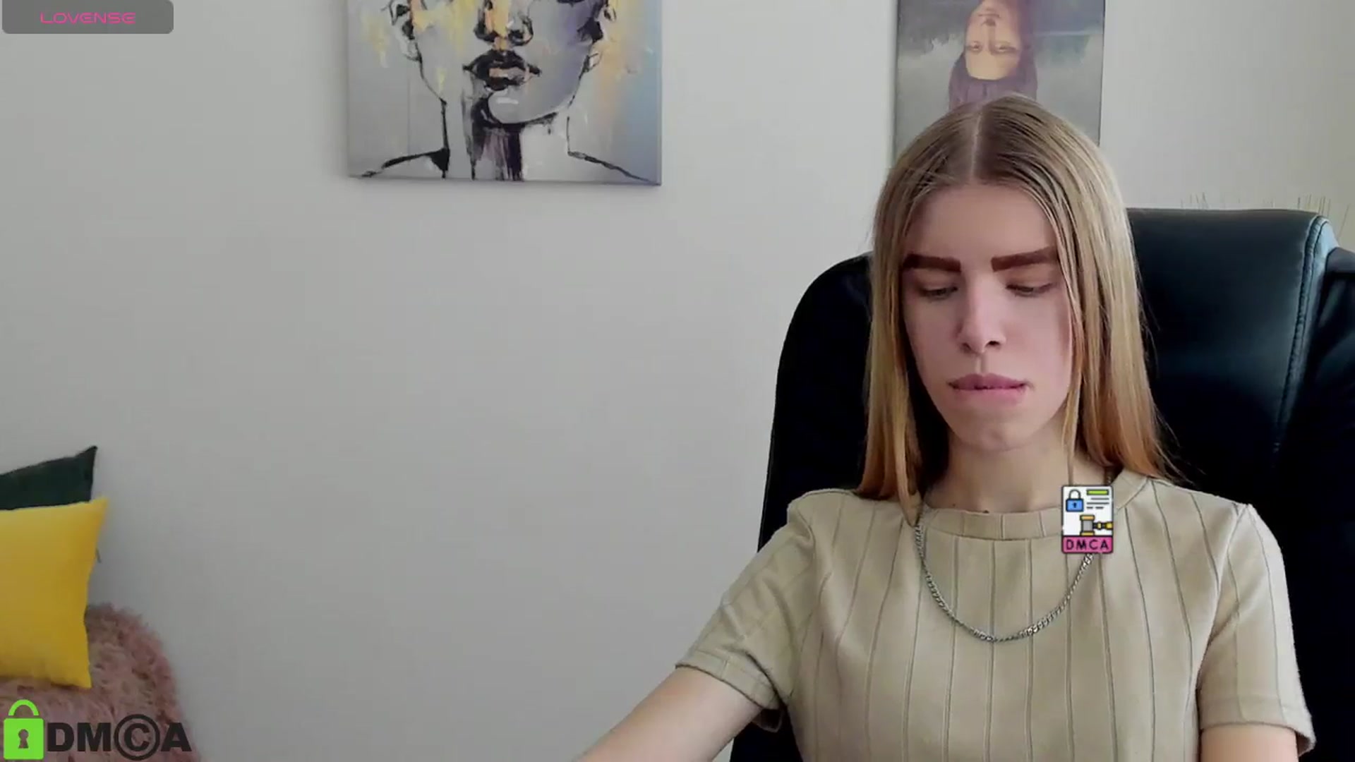 Gallery image thumbnail from Goldy_Emma's myfreecams stream on, 01/06/2025, 11:23 image 19 of 20