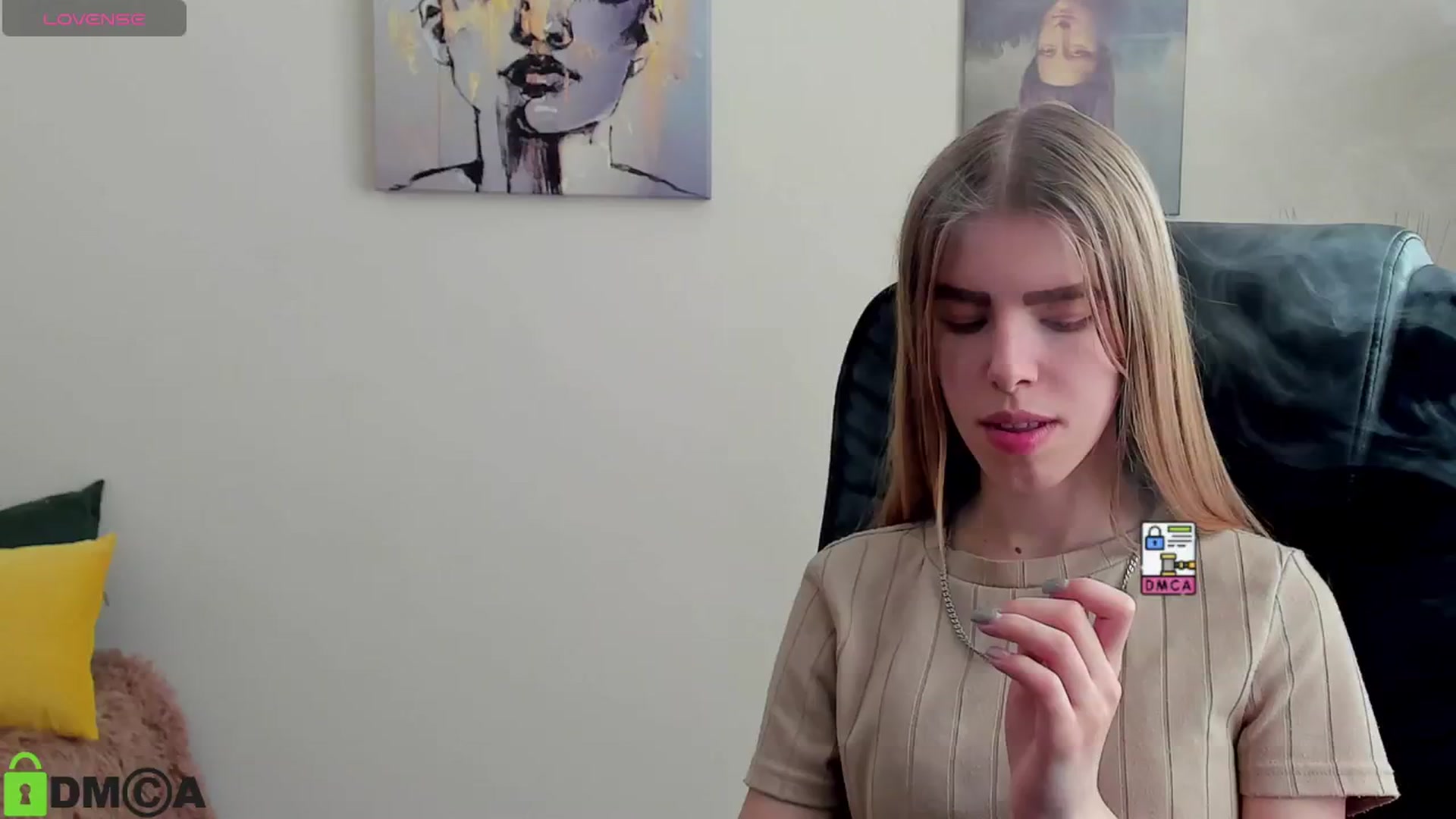 Gallery image thumbnail from Goldy_Emma's myfreecams stream on, 01/06/2025, 12:34 image 1 of 20