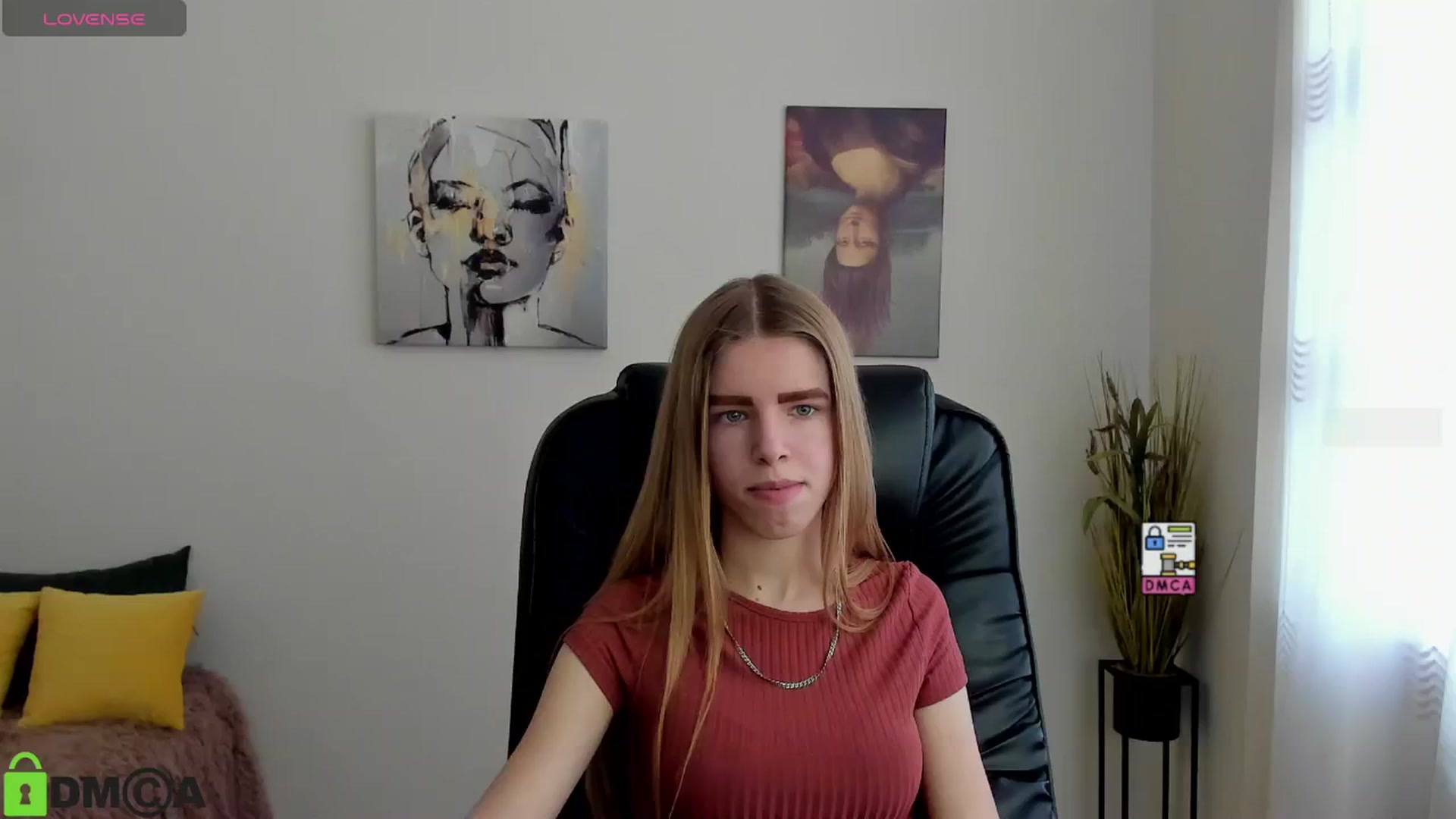 Gallery image thumbnail from Goldy_Emma's myfreecams stream on, 01/08/2025, 08:14 image 19 of 20