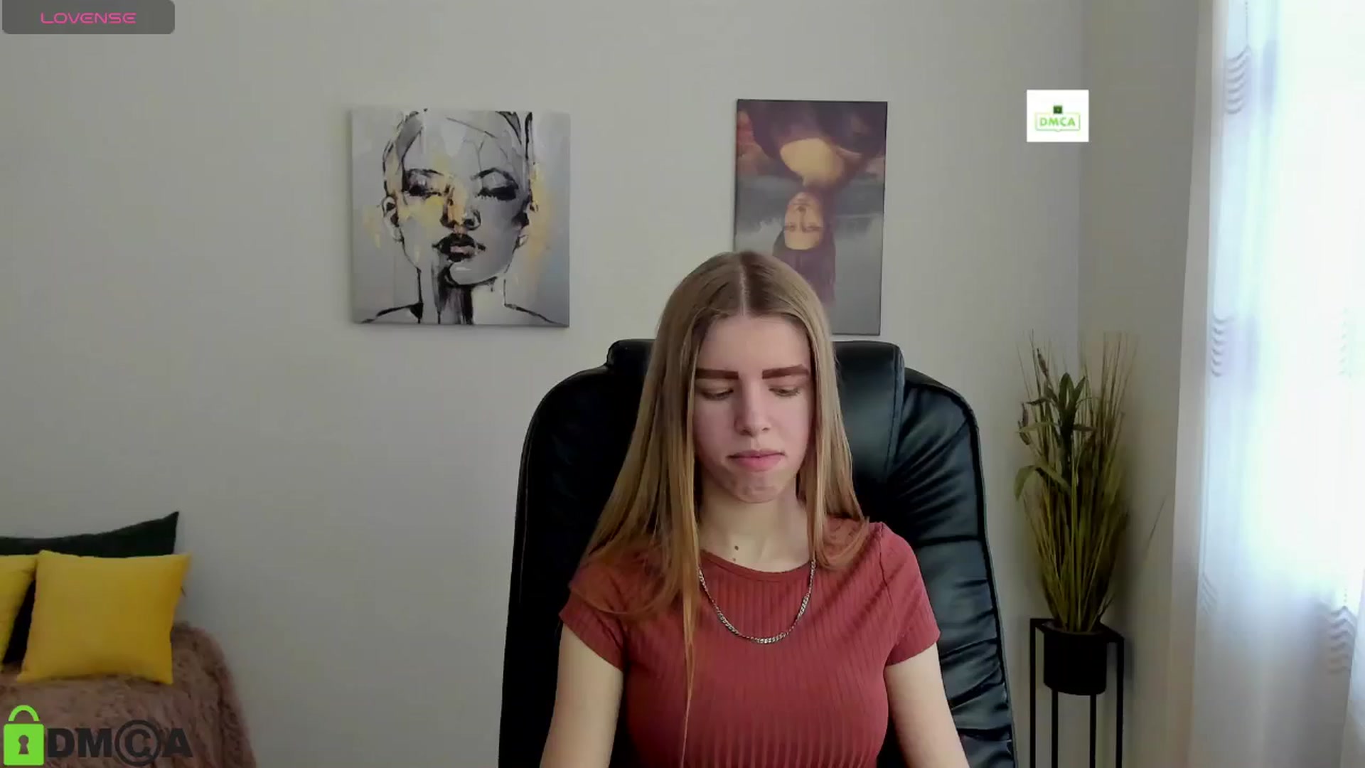 Gallery image thumbnail from Goldy_Emma's myfreecams stream on, 01/08/2025, 08:14 image 13 of 20