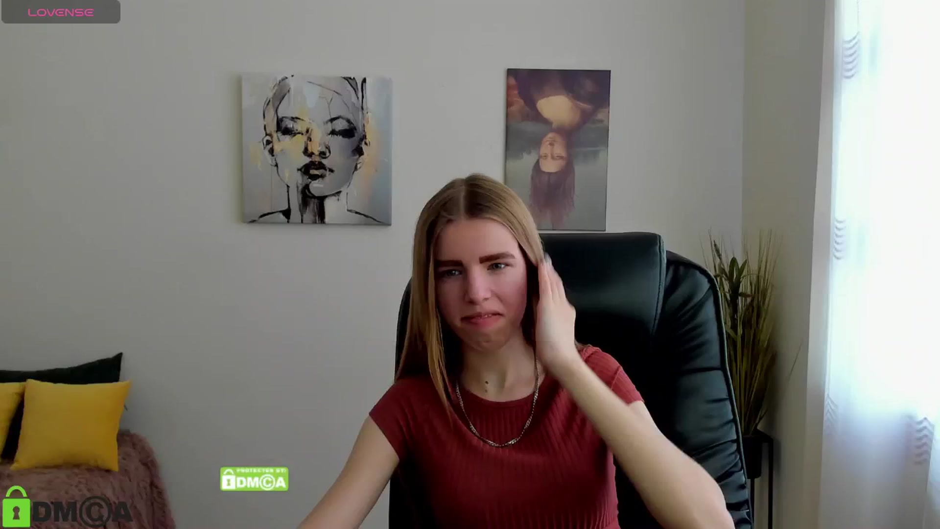 Gallery image thumbnail from Goldy_Emma's myfreecams stream on, 01/08/2025, 10:01 image 15 of 20