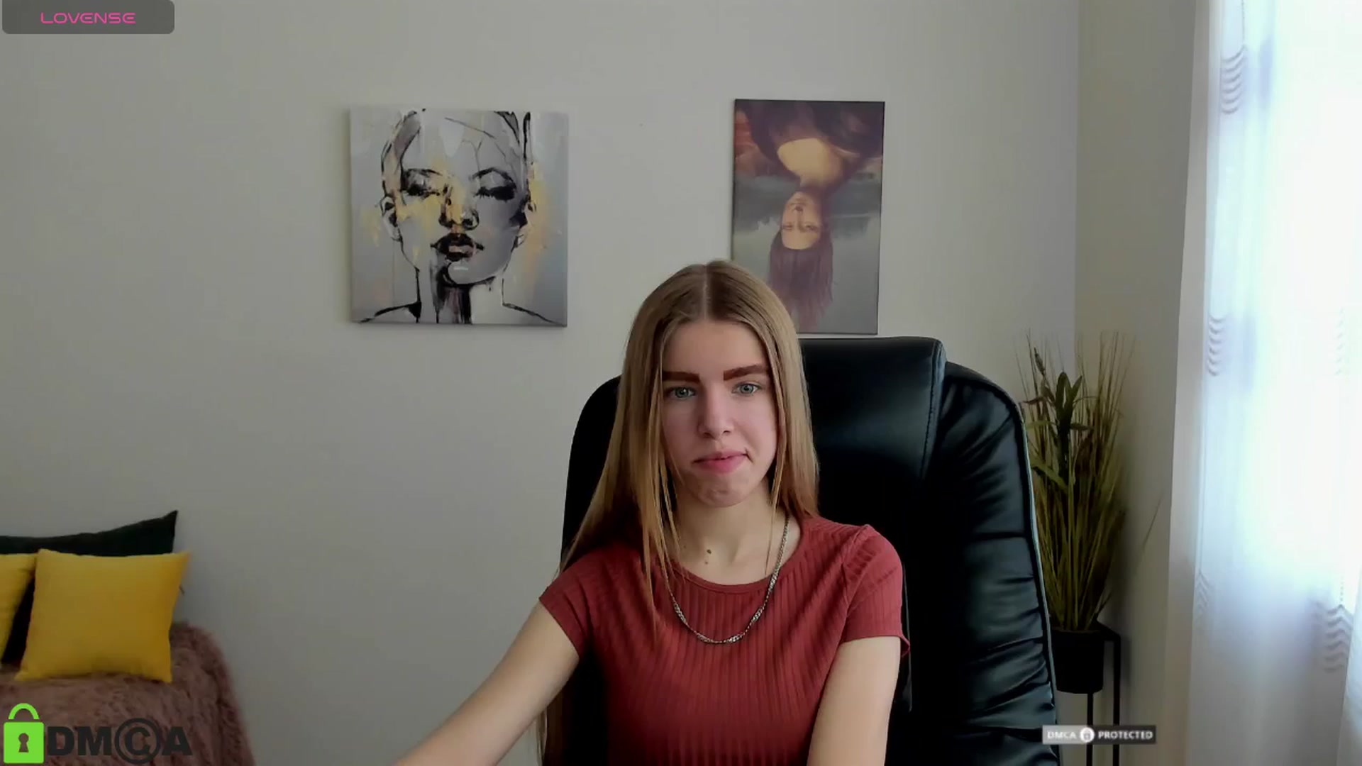 Gallery image thumbnail from Goldy_Emma's myfreecams stream on, 01/08/2025, 10:01 image 4 of 20