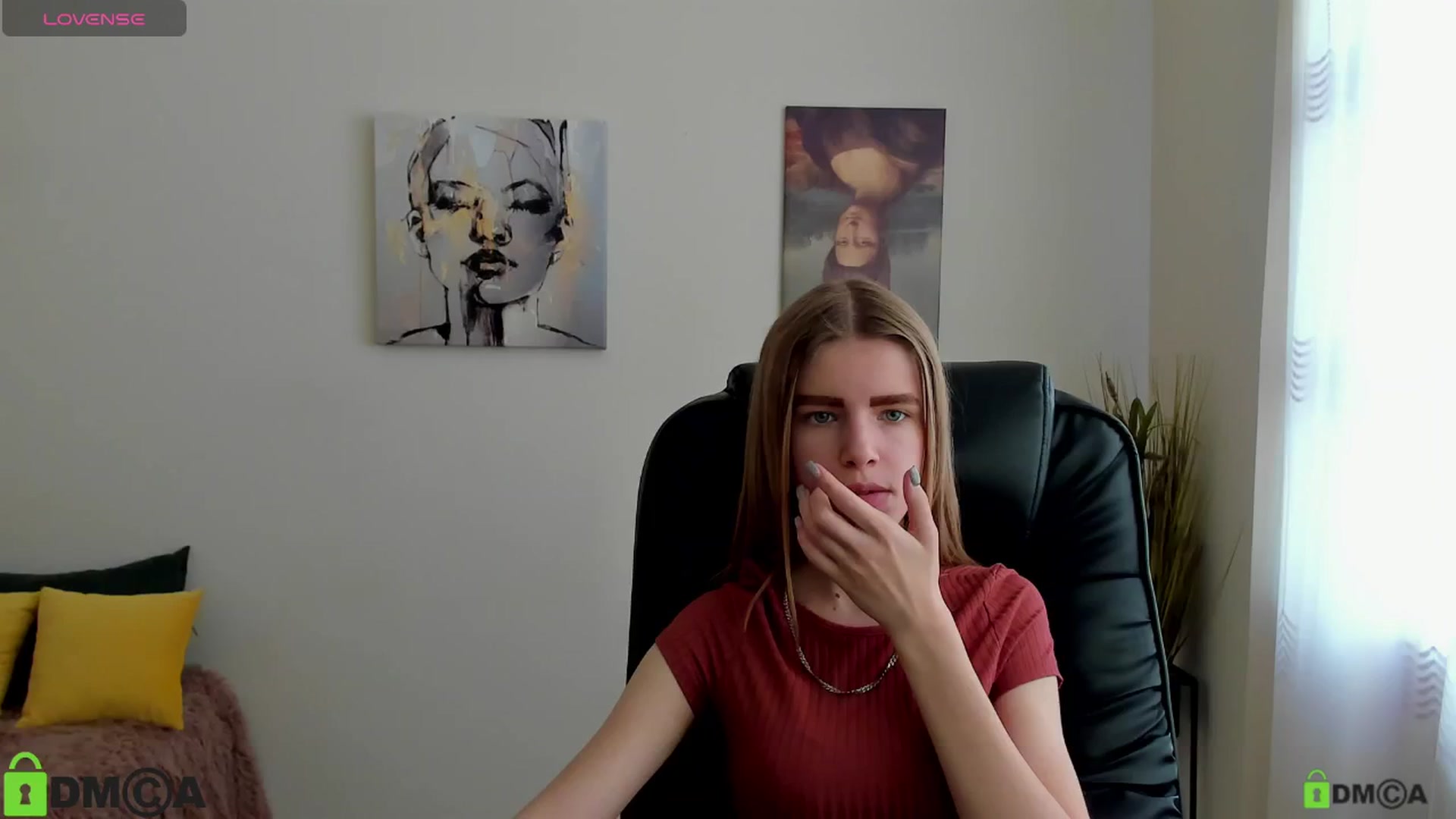 Gallery image thumbnail from Goldy_Emma's myfreecams stream on, 01/08/2025, 10:01 image 19 of 20