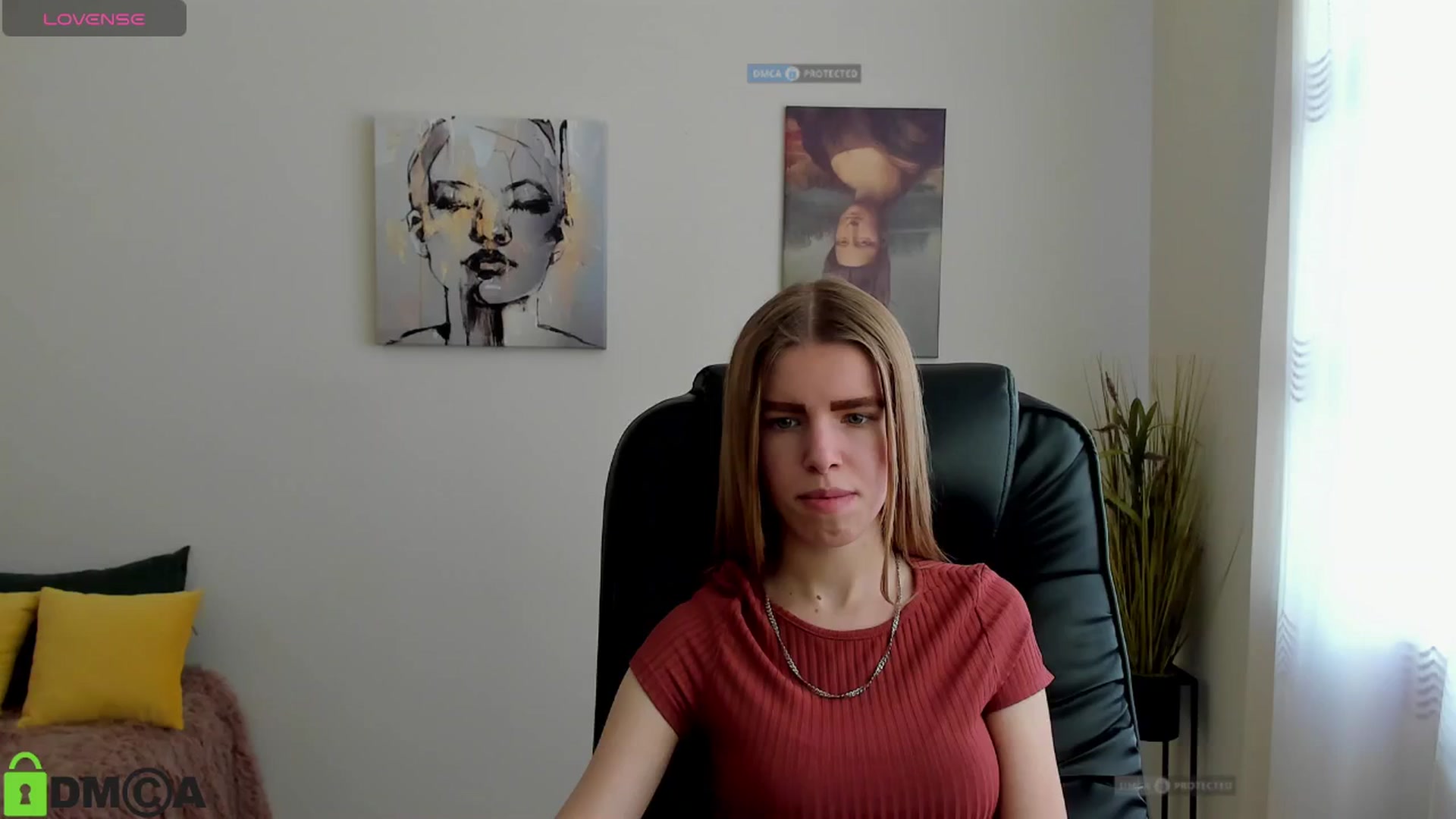 Gallery image thumbnail from Goldy_Emma's myfreecams stream on, 01/08/2025, 10:01 image 17 of 20