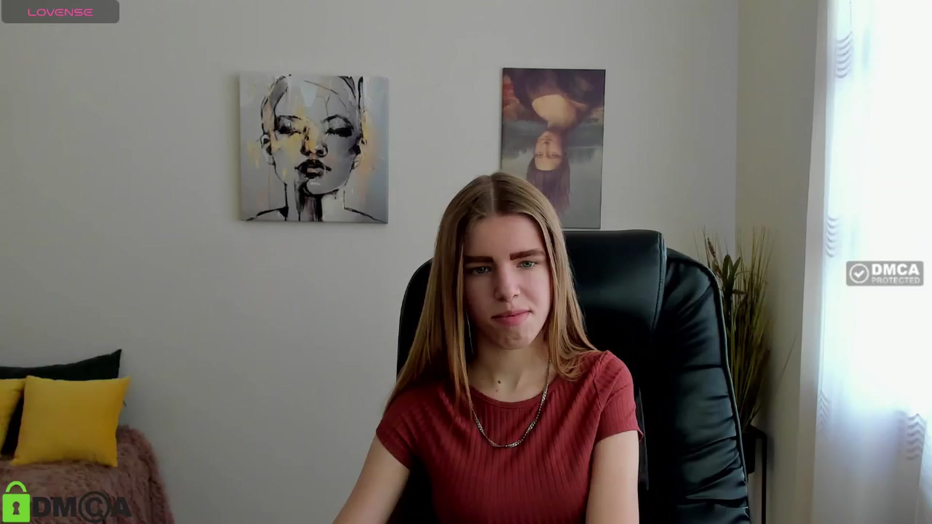 Gallery image thumbnail from Goldy_Emma's myfreecams stream on, 01/08/2025, 10:01 image 12 of 20
