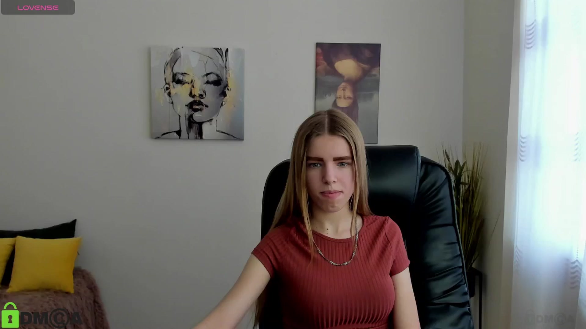 Gallery image thumbnail from Goldy_Emma's myfreecams stream on, 01/08/2025, 10:01 image 5 of 20