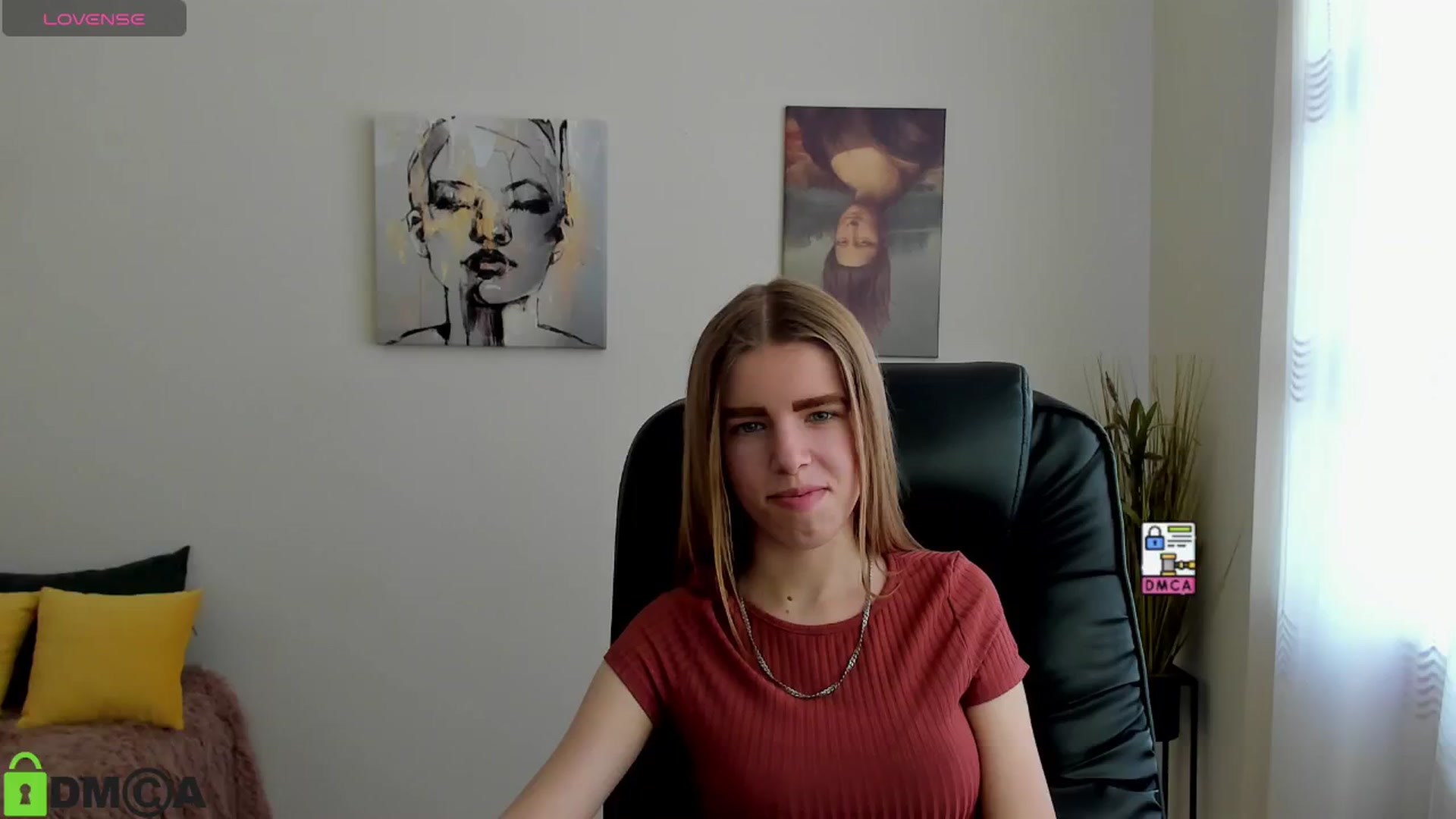 Gallery image thumbnail from Goldy_Emma's myfreecams stream on, 01/08/2025, 10:01 image 14 of 20