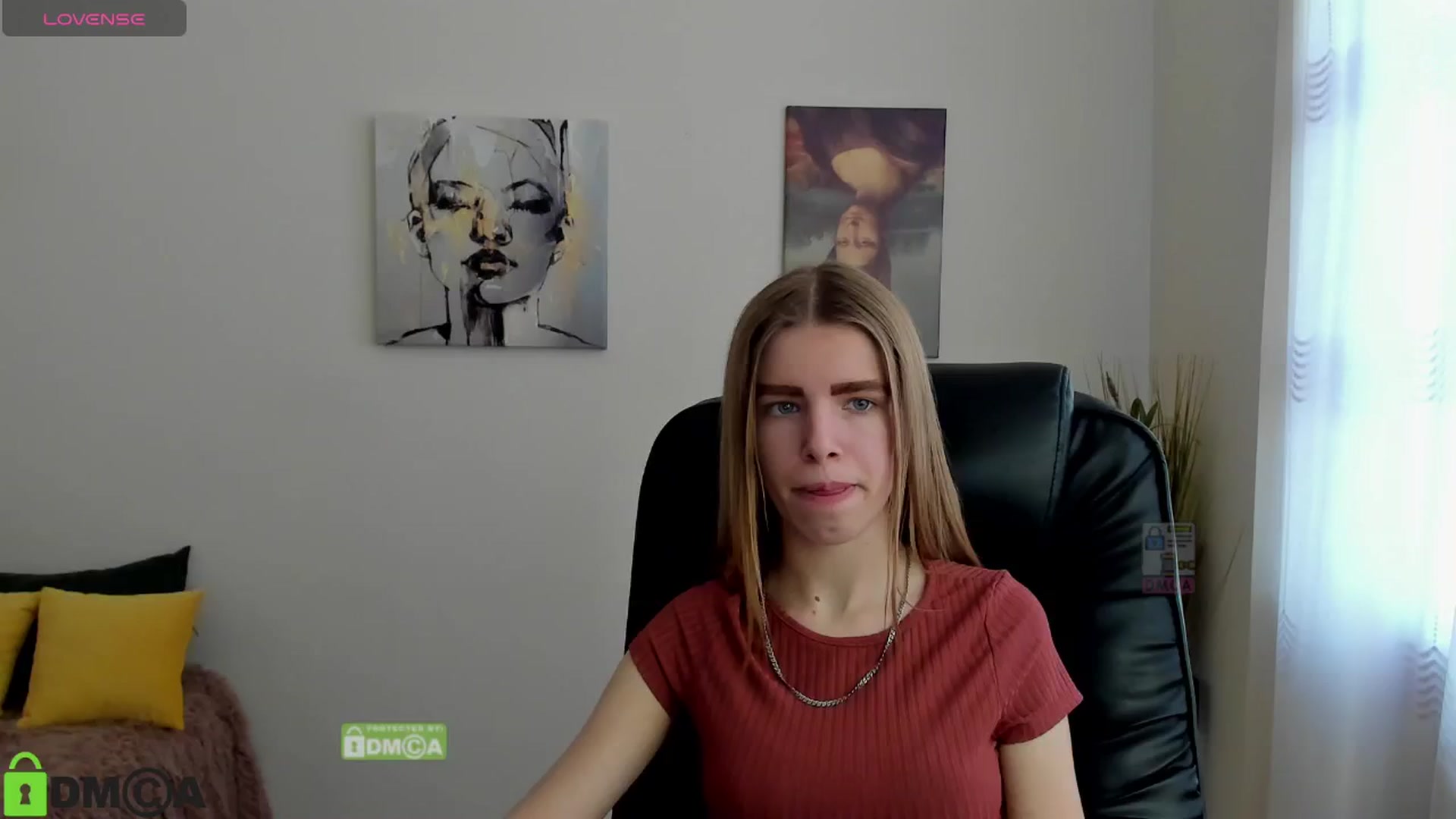 Gallery image thumbnail from Goldy_Emma's myfreecams stream on, 01/08/2025, 10:01 image 1 of 20