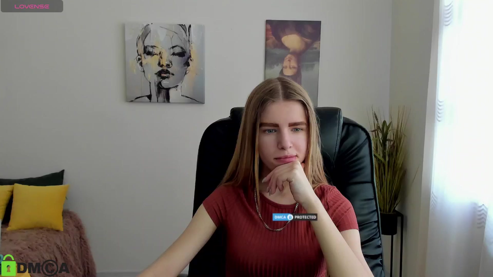 Gallery image thumbnail from Goldy_Emma's myfreecams stream on, 01/08/2025, 12:21 image 3 of 20