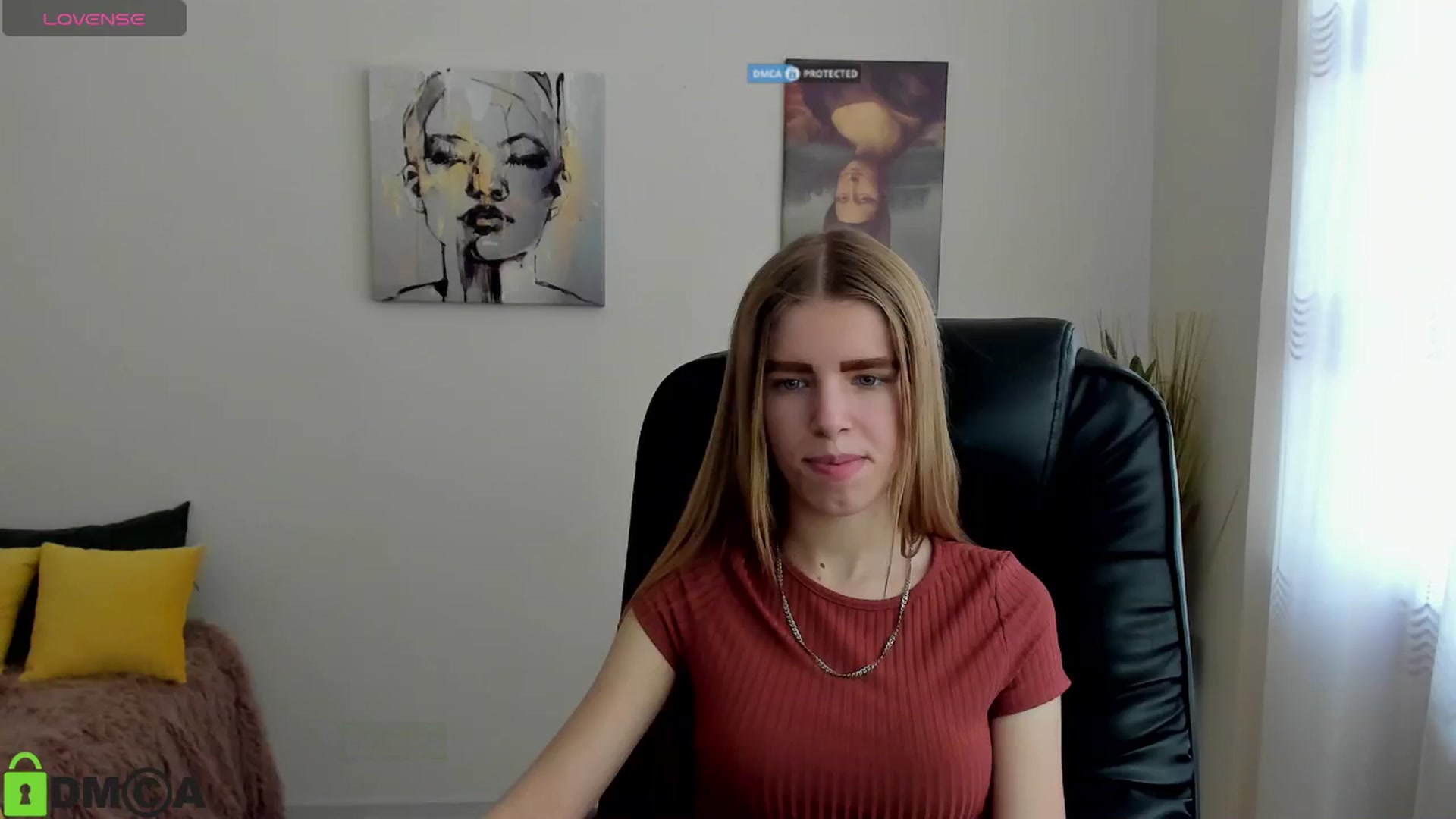 Gallery image thumbnail from Goldy_Emma's myfreecams stream on, 01/08/2025, 12:21 image 12 of 20