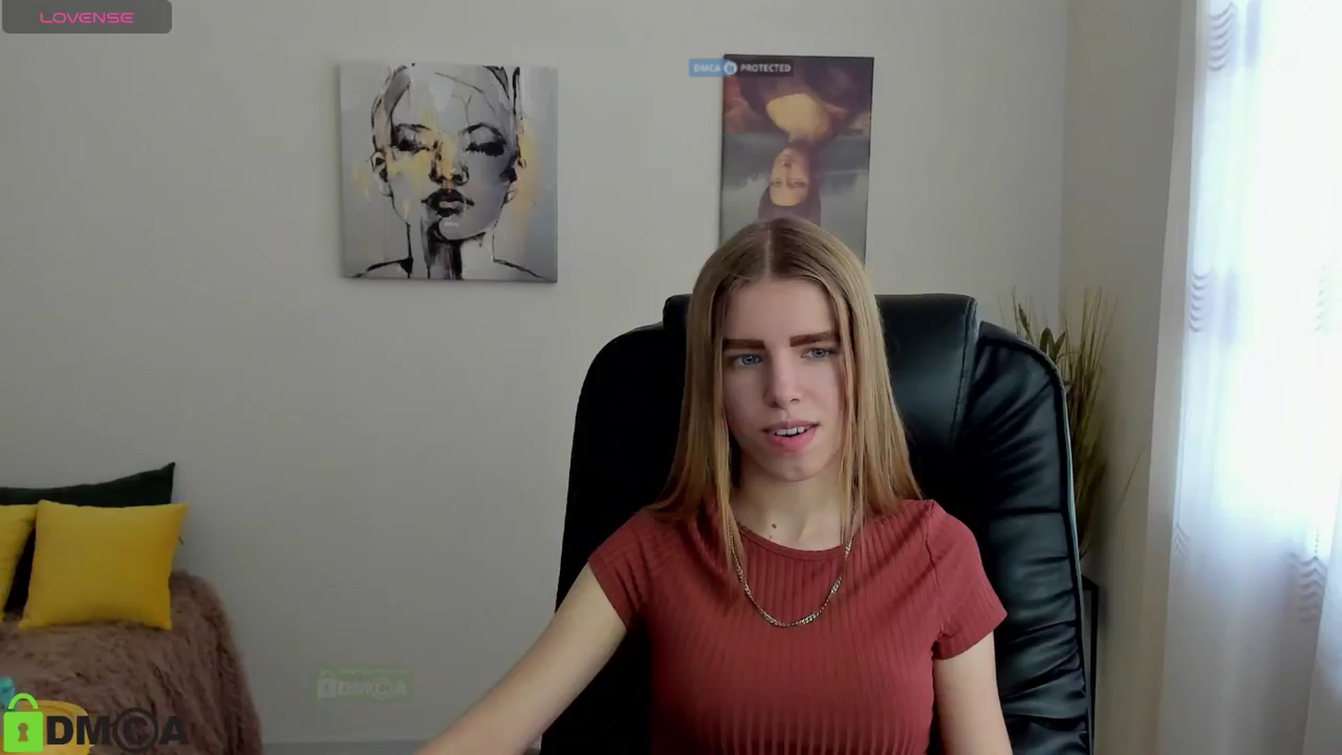 Gallery image thumbnail from Goldy_Emma's myfreecams stream on, 01/08/2025, 12:21 image 18 of 20