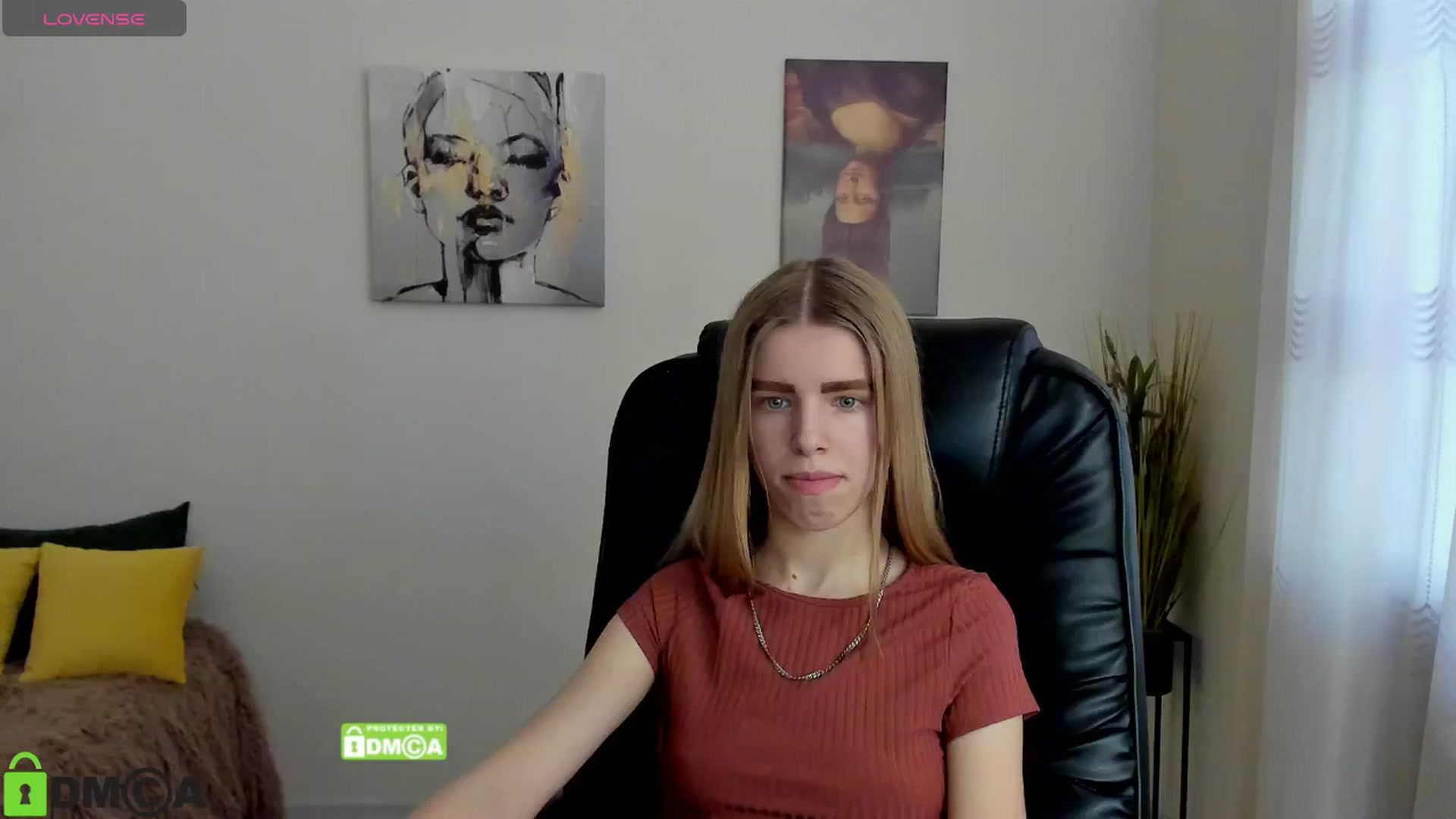Gallery image thumbnail from Goldy_Emma's myfreecams stream on, 01/08/2025, 13:41 image 5 of 20
