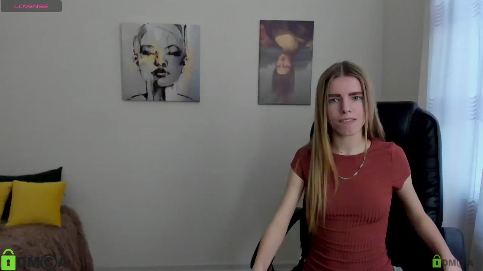 Gallery image thumbnail from Goldy_Emma's myfreecams stream on, 01/08/2025, 13:41 image 15 of 20