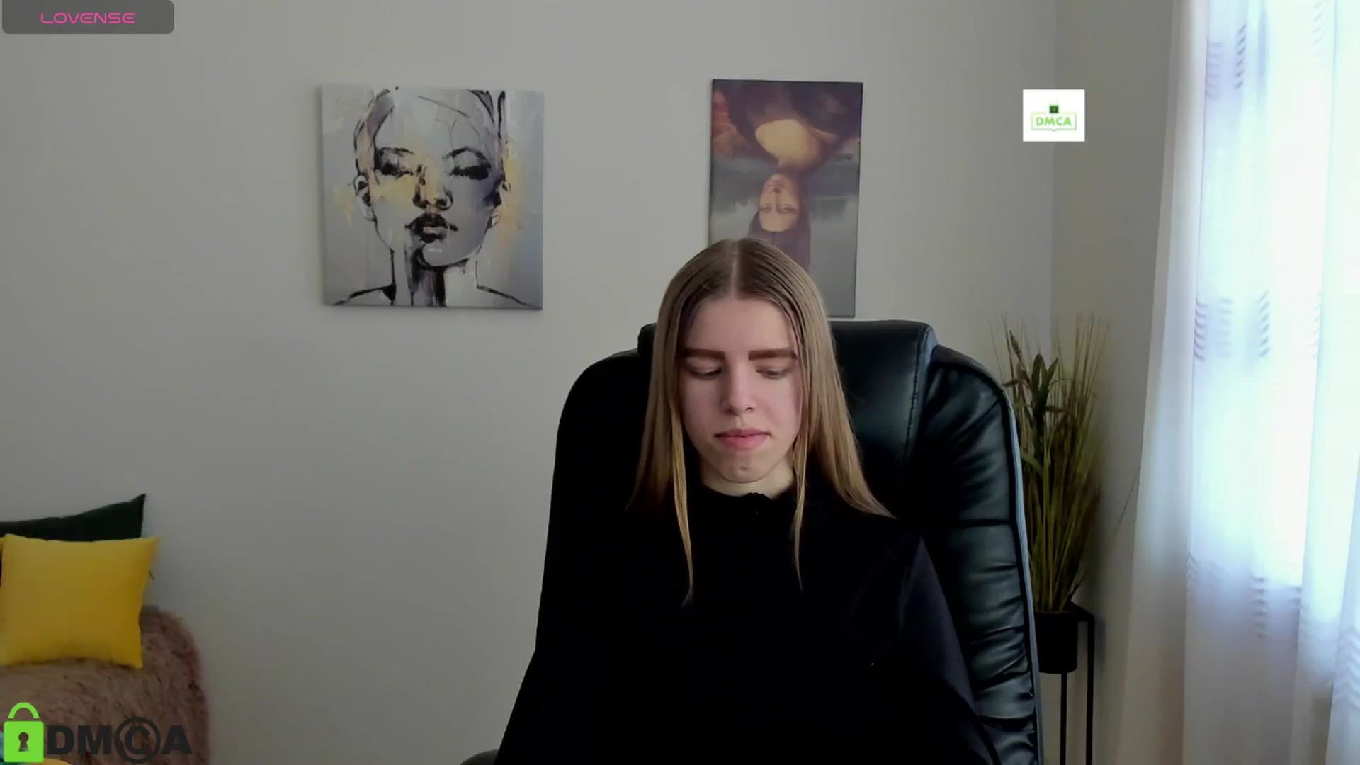 Gallery image thumbnail from Goldy_Emma's myfreecams stream on, 01/09/2025, 09:02 image 6 of 20
