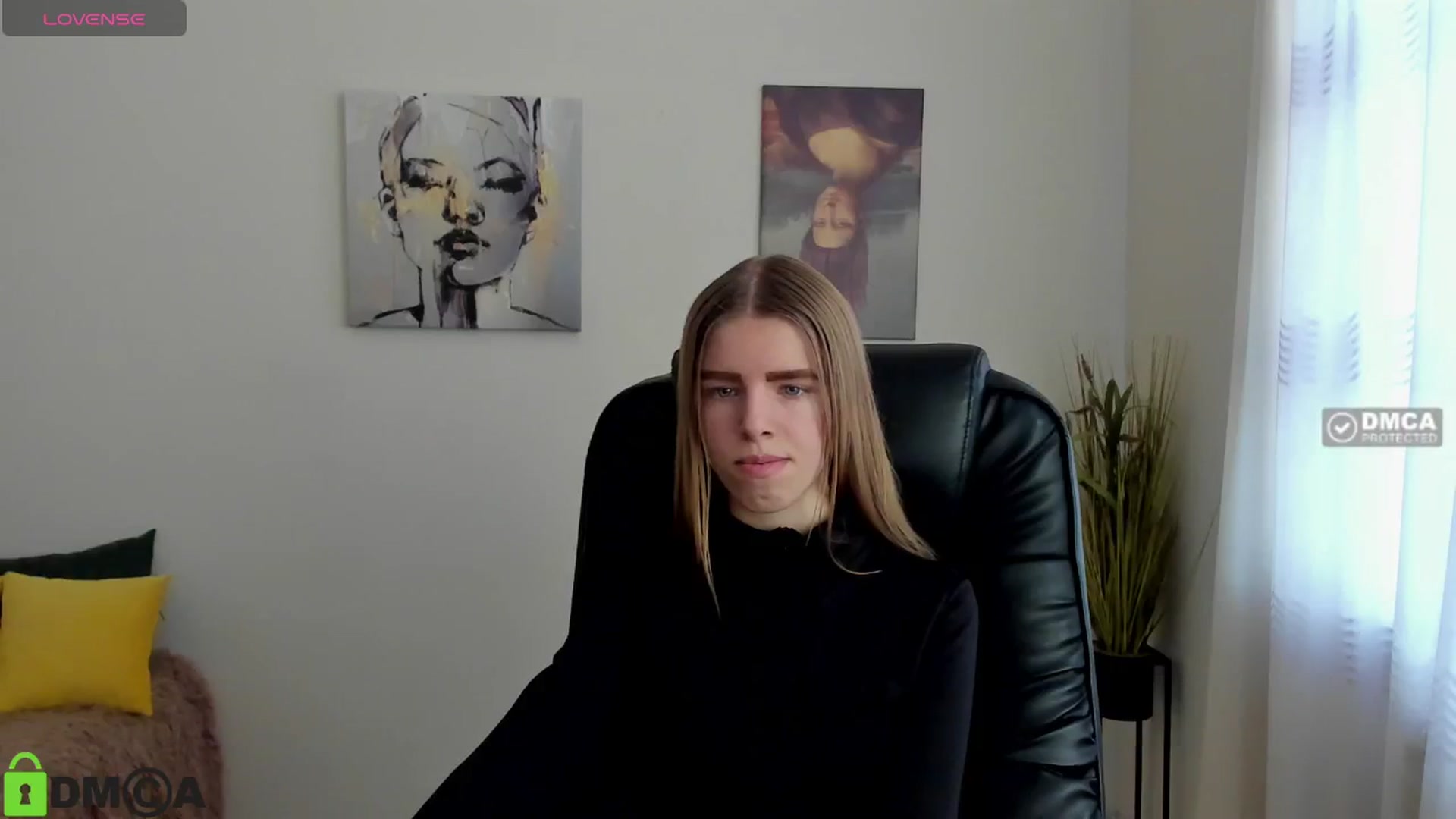 Gallery image thumbnail from Goldy_Emma's myfreecams stream on, 01/09/2025, 09:02 image 3 of 20