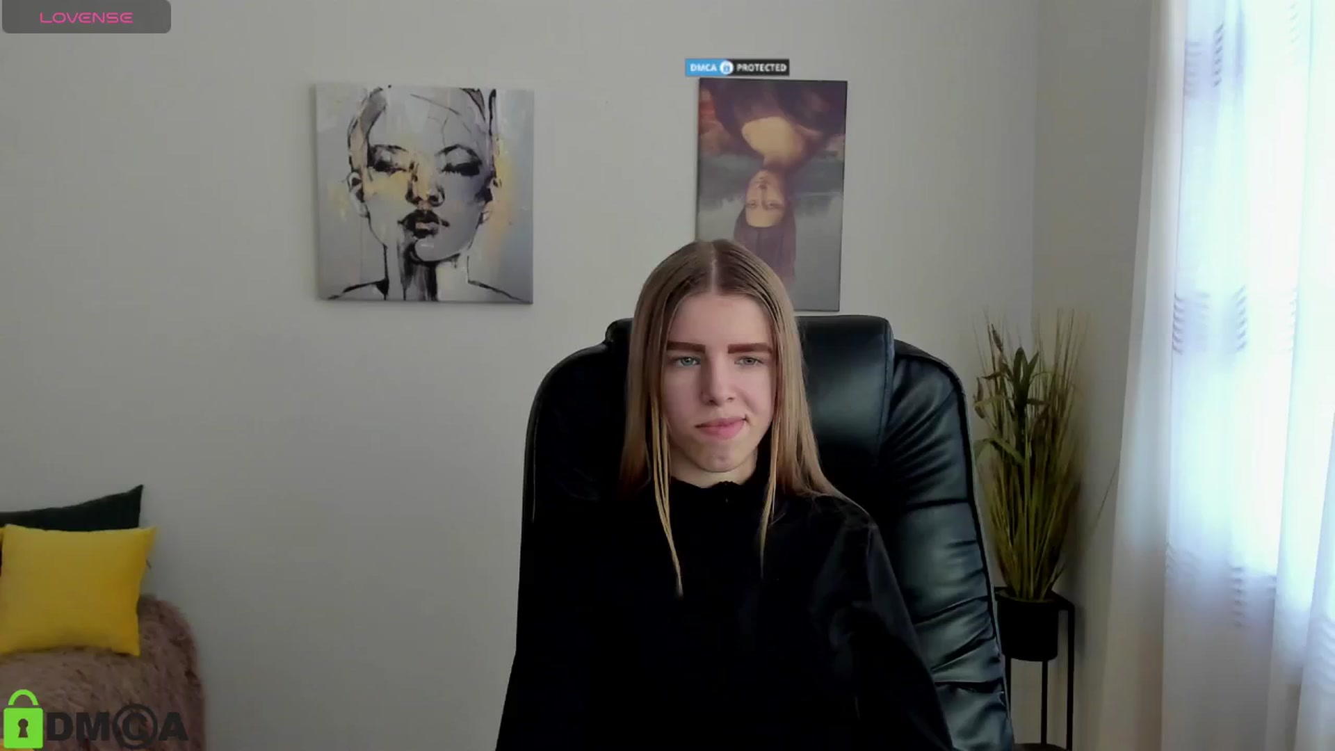Gallery image thumbnail from Goldy_Emma's myfreecams stream on, 01/09/2025, 09:02 image 14 of 20