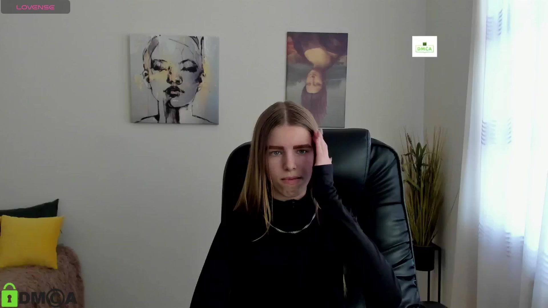 Gallery image thumbnail from Goldy_Emma's myfreecams stream on, 01/09/2025, 10:06 image 14 of 20