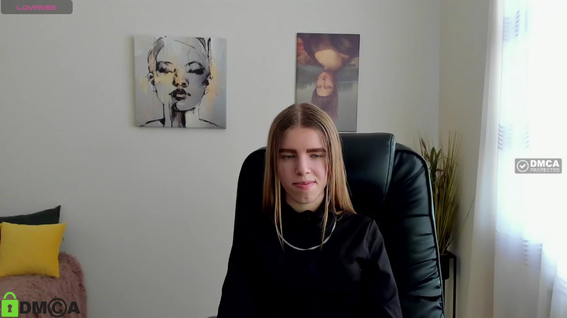 Gallery image thumbnail from Goldy_Emma's myfreecams stream on, 01/09/2025, 11:10 image 13 of 20
