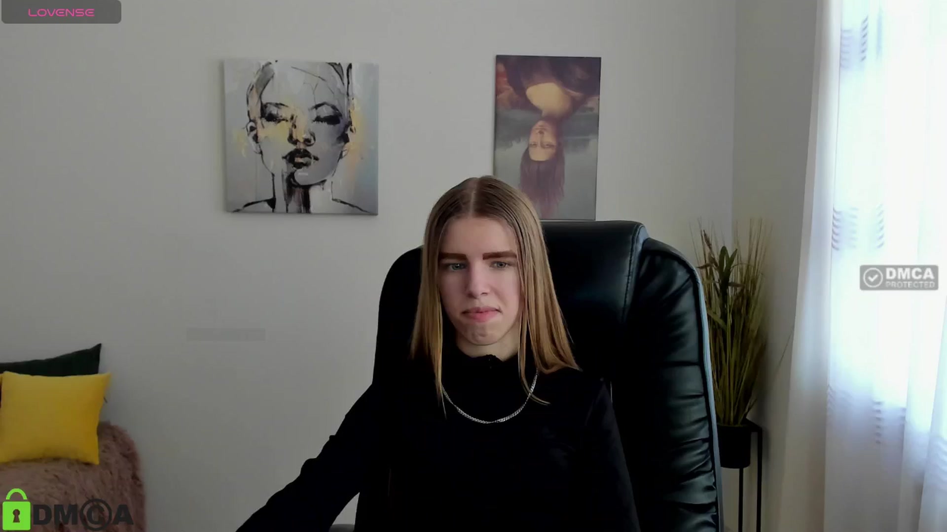 Gallery image thumbnail from Goldy_Emma's myfreecams stream on, 01/09/2025, 13:05 image 4 of 20