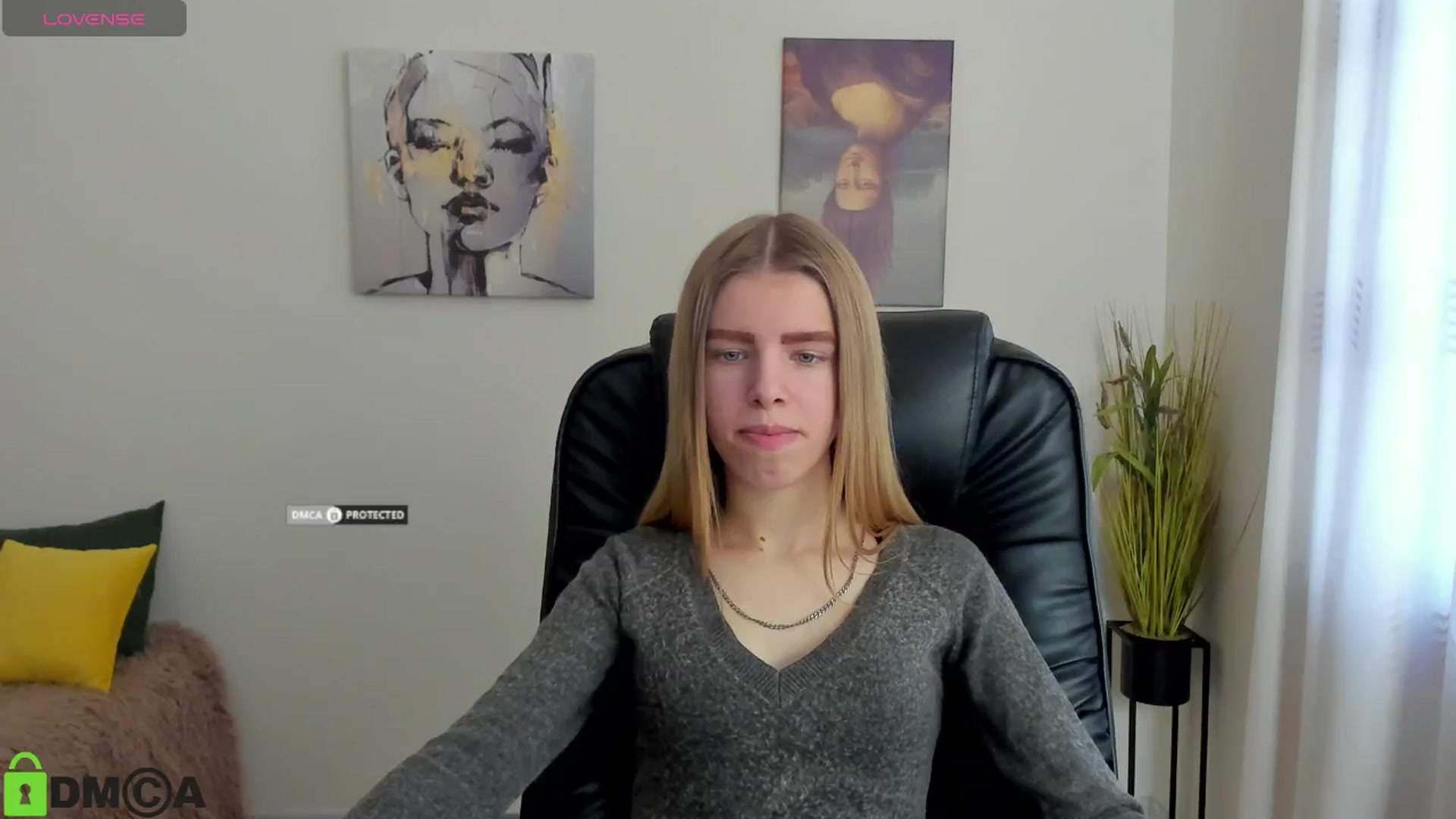Gallery image thumbnail from Goldy_Emma's myfreecams stream on, 01/10/2025, 08:52 image 12 of 20