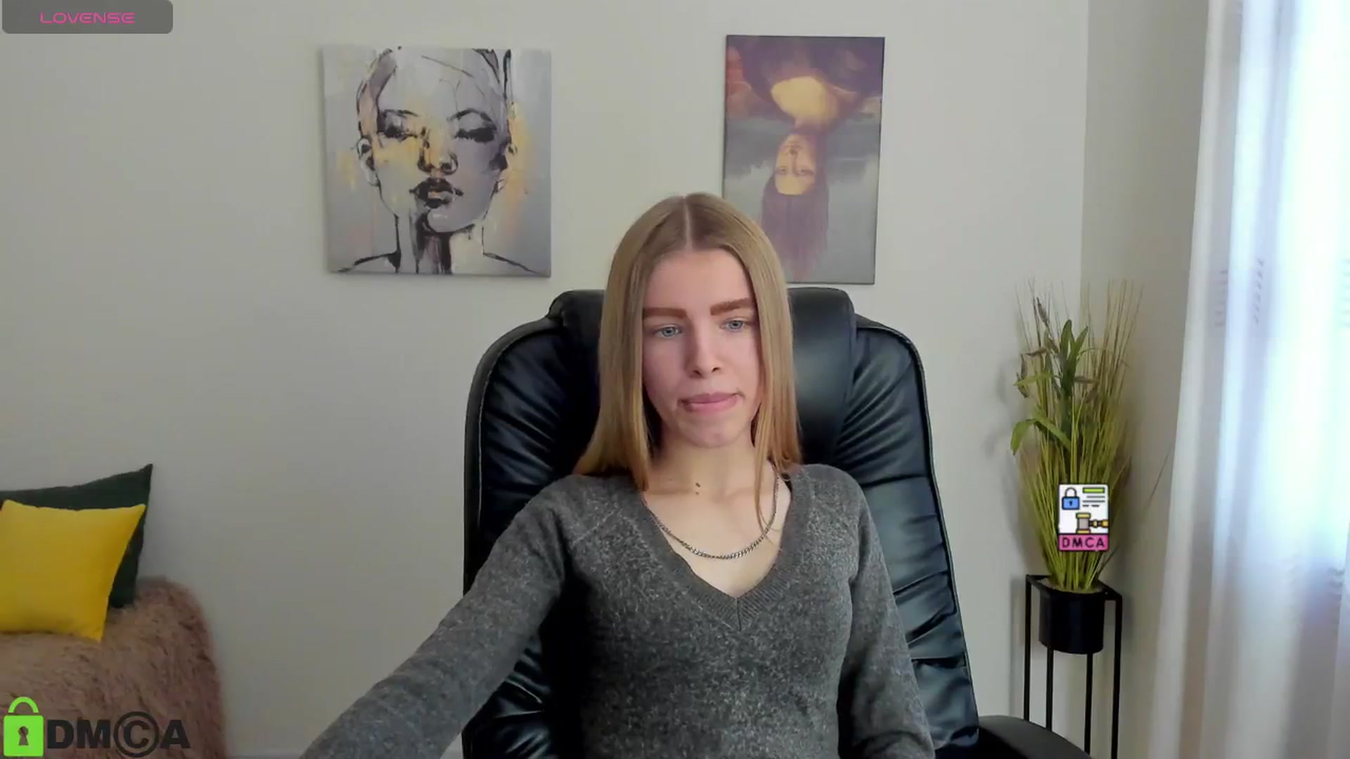 Gallery image thumbnail from Goldy_Emma's myfreecams stream on, 01/10/2025, 08:52 image 10 of 20