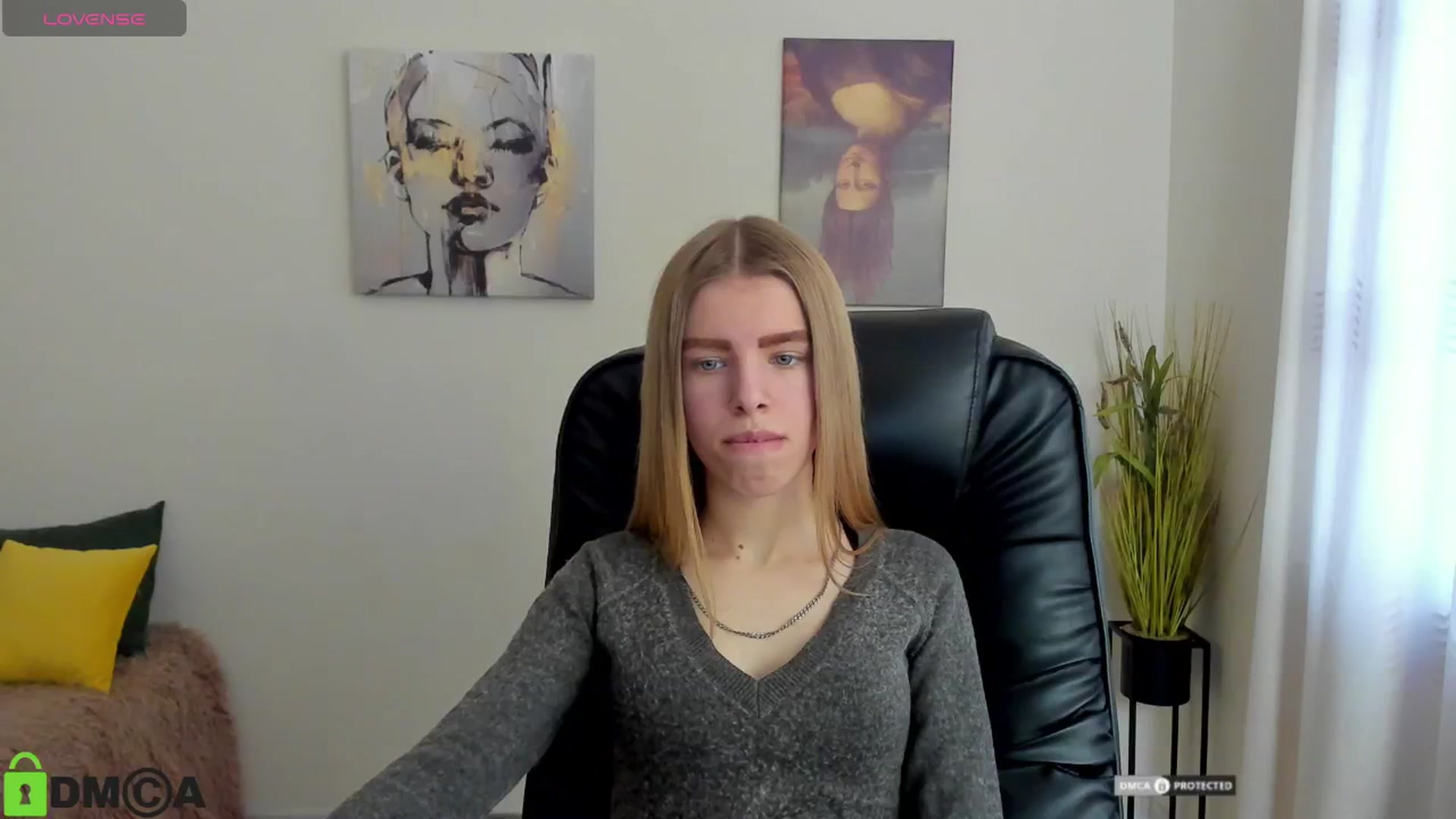 Gallery image thumbnail from Goldy_Emma's myfreecams stream on, 01/10/2025, 08:52 image 17 of 20