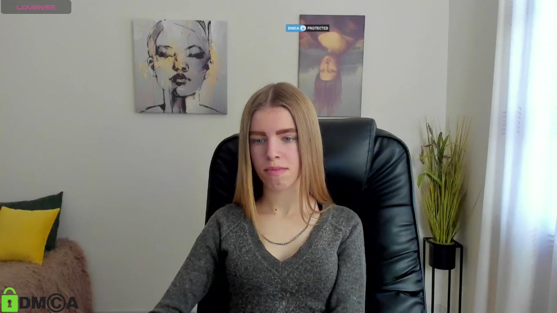 Gallery image thumbnail from Goldy_Emma's myfreecams stream on, 01/10/2025, 08:52 image 18 of 20