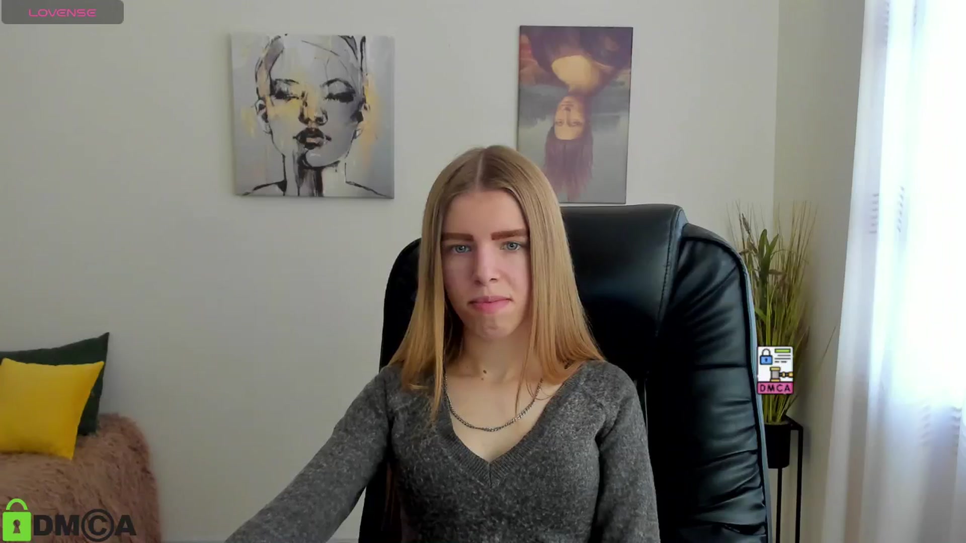 Gallery image thumbnail from Goldy_Emma's myfreecams stream on, 01/10/2025, 09:59 image 11 of 20