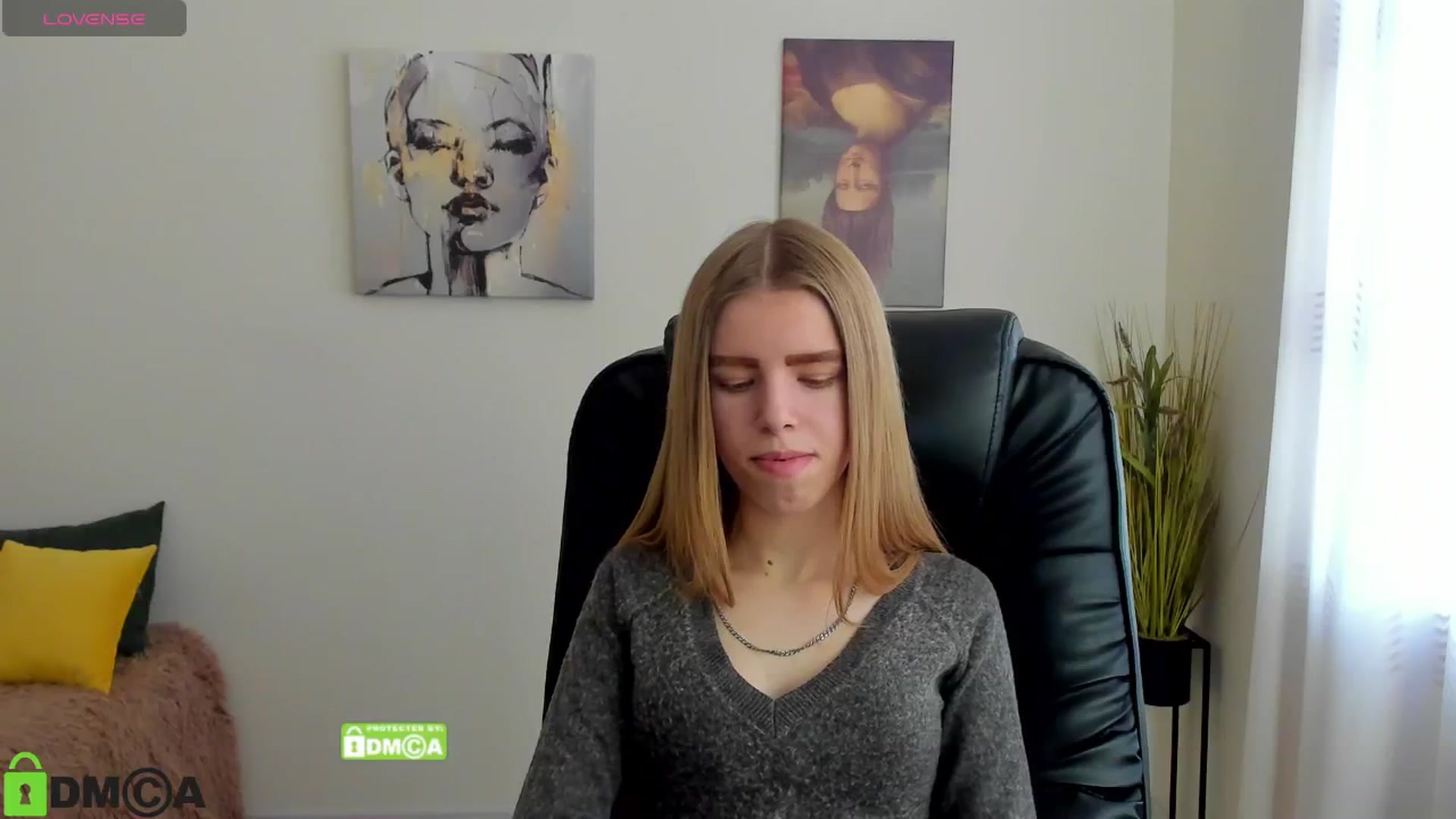 Gallery image thumbnail from Goldy_Emma's myfreecams stream on, 01/10/2025, 09:59 image 15 of 20