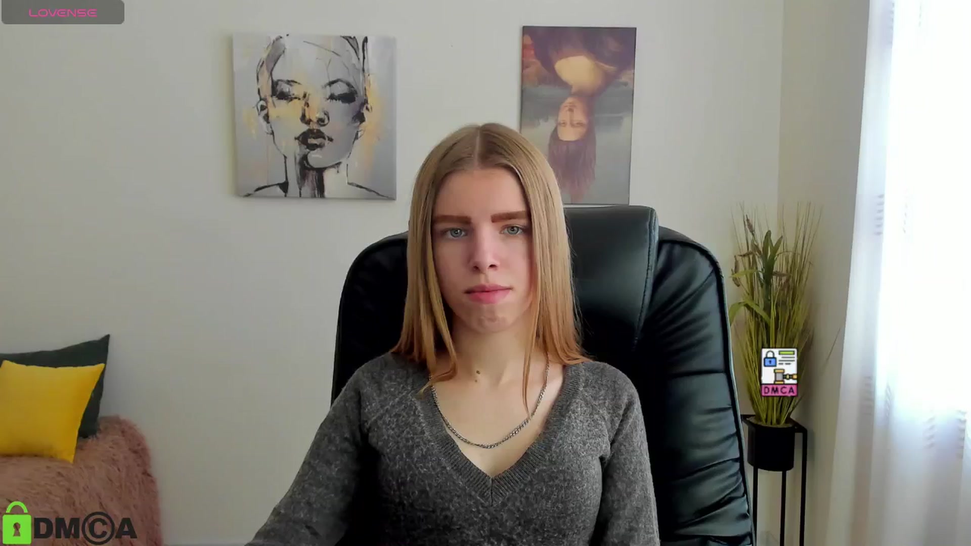 Gallery image thumbnail from Goldy_Emma's myfreecams stream on, 01/10/2025, 11:22 image 18 of 20
