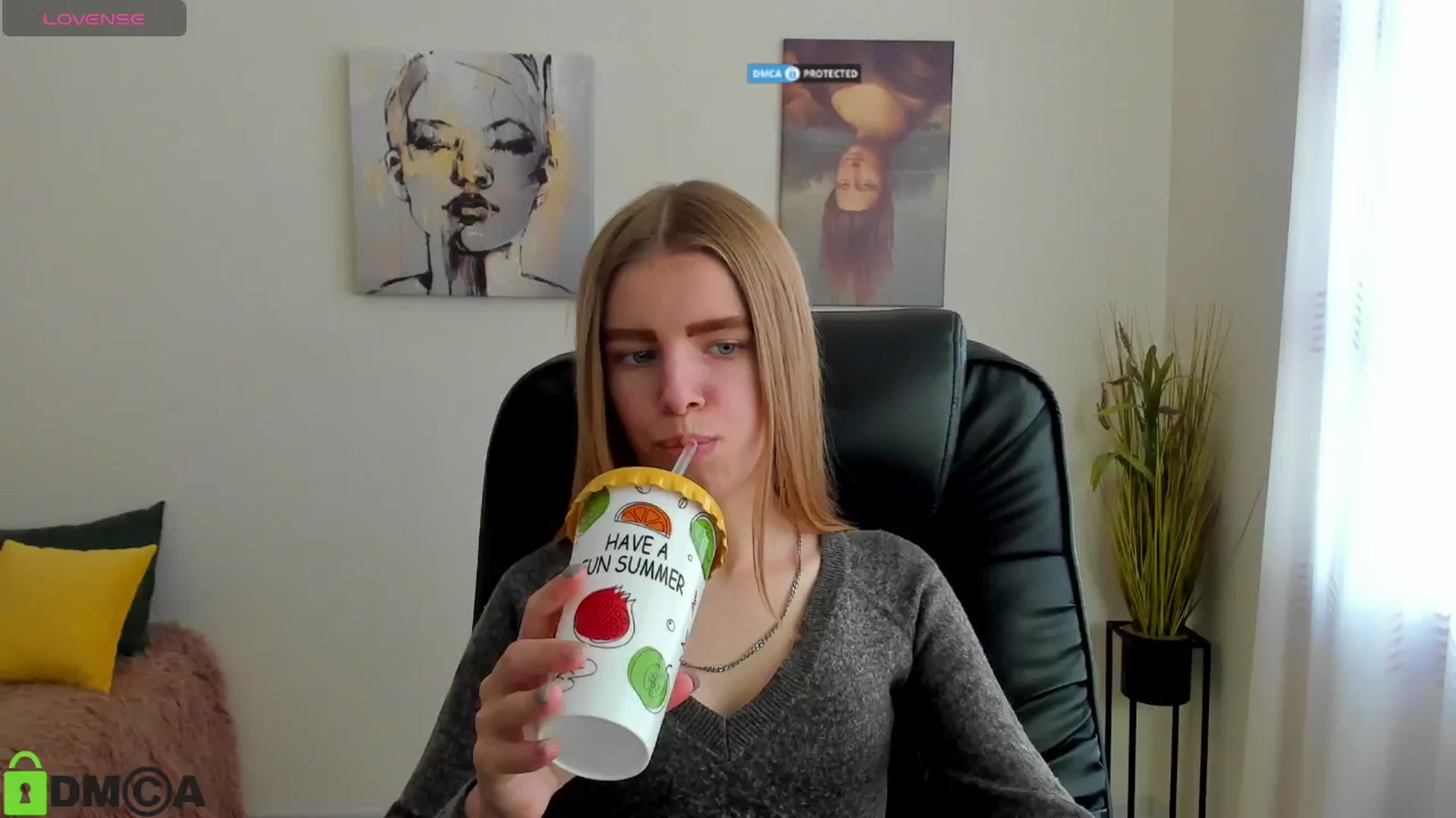 Gallery image thumbnail from Goldy_Emma's myfreecams stream on, 01/10/2025, 11:22 image 16 of 20