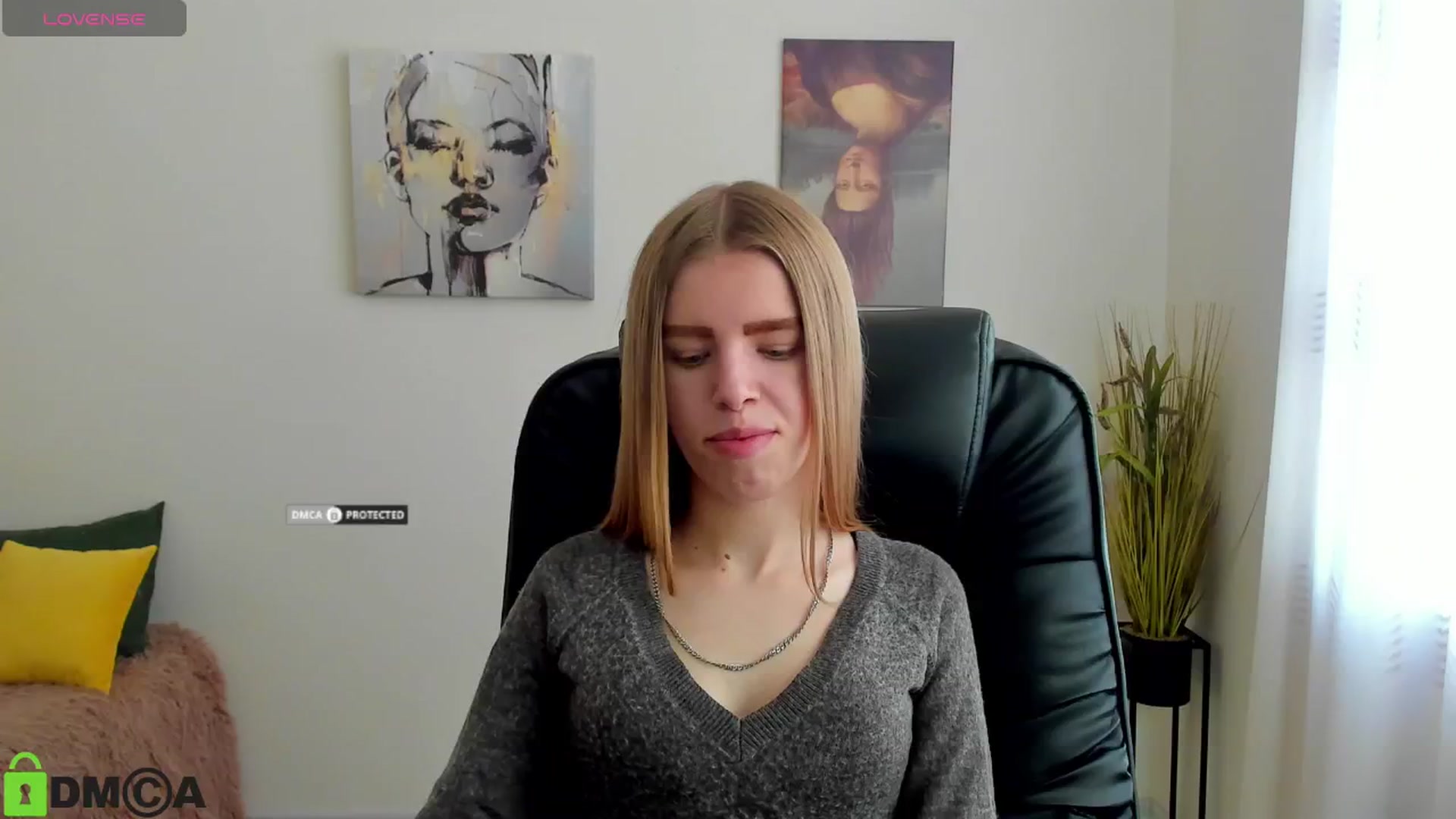 Gallery image thumbnail from Goldy_Emma's myfreecams stream on, 01/10/2025, 11:22 image 10 of 20