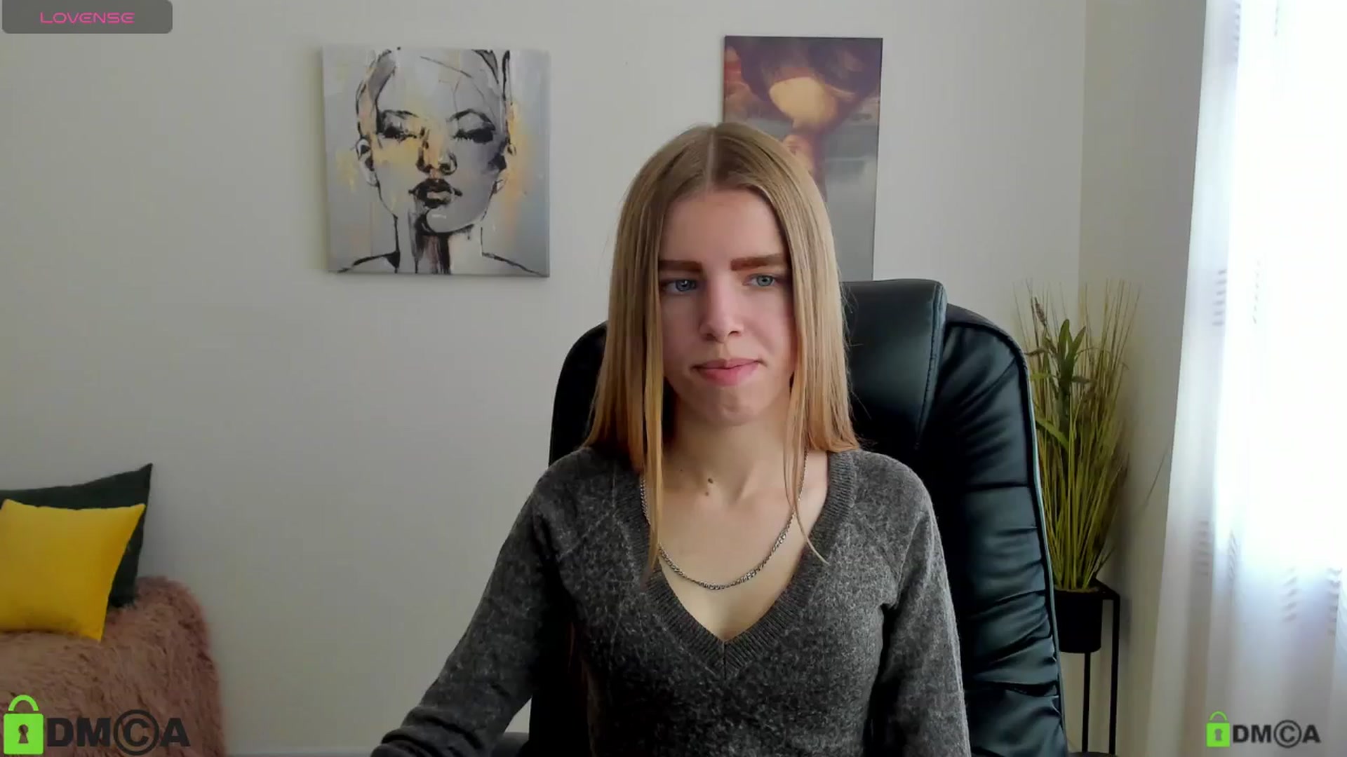 Gallery image thumbnail from Goldy_Emma's myfreecams stream on, 01/10/2025, 11:22 image 4 of 20