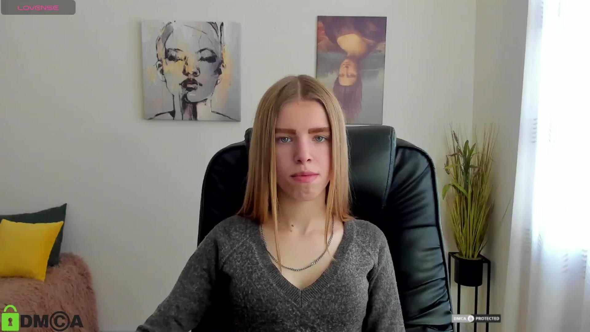 Gallery image thumbnail from Goldy_Emma's myfreecams stream on, 01/10/2025, 11:22 image 15 of 20