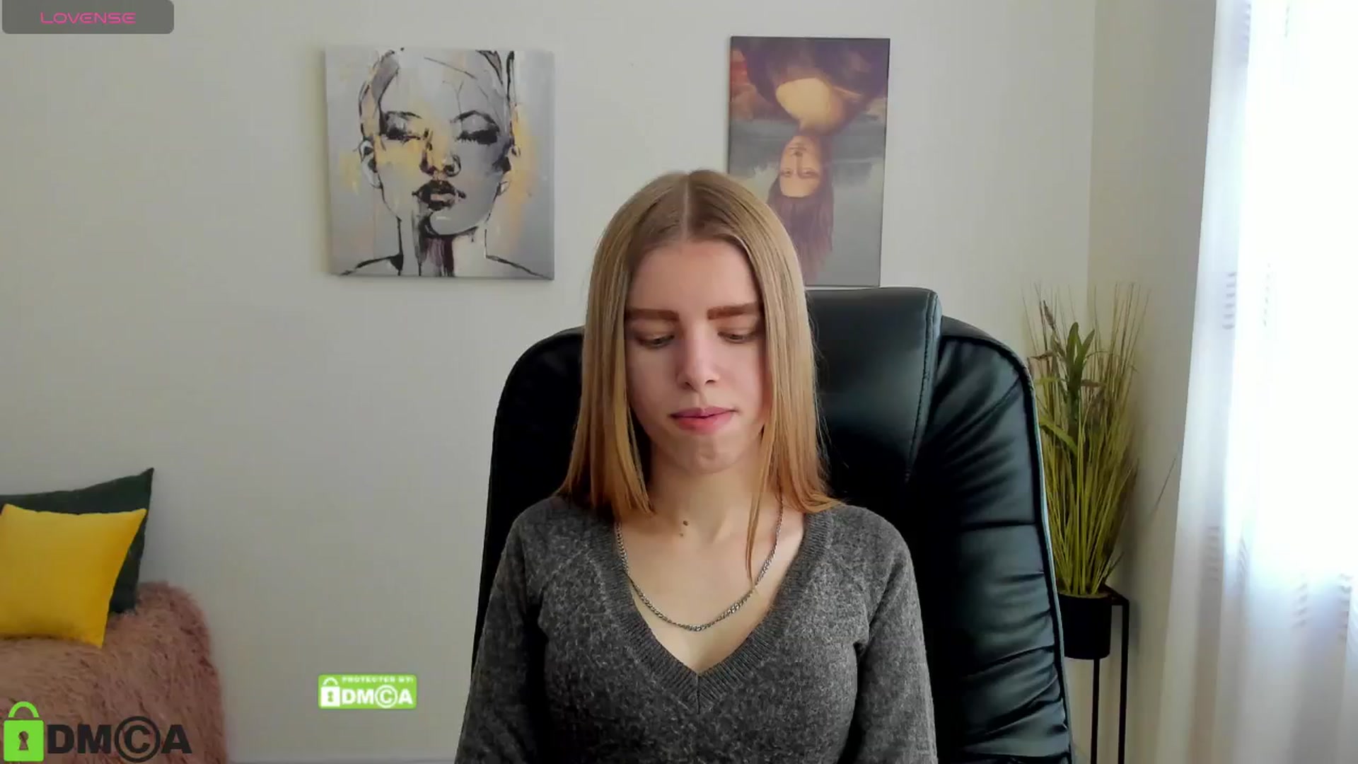 Gallery image thumbnail from Goldy_Emma's myfreecams stream on, 01/10/2025, 11:22 image 17 of 20