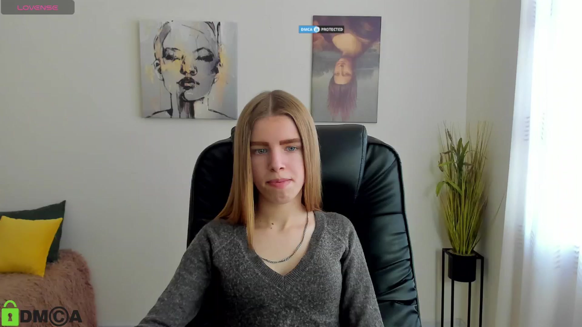 Gallery image thumbnail from Goldy_Emma's myfreecams stream on, 01/10/2025, 12:08 image 16 of 20