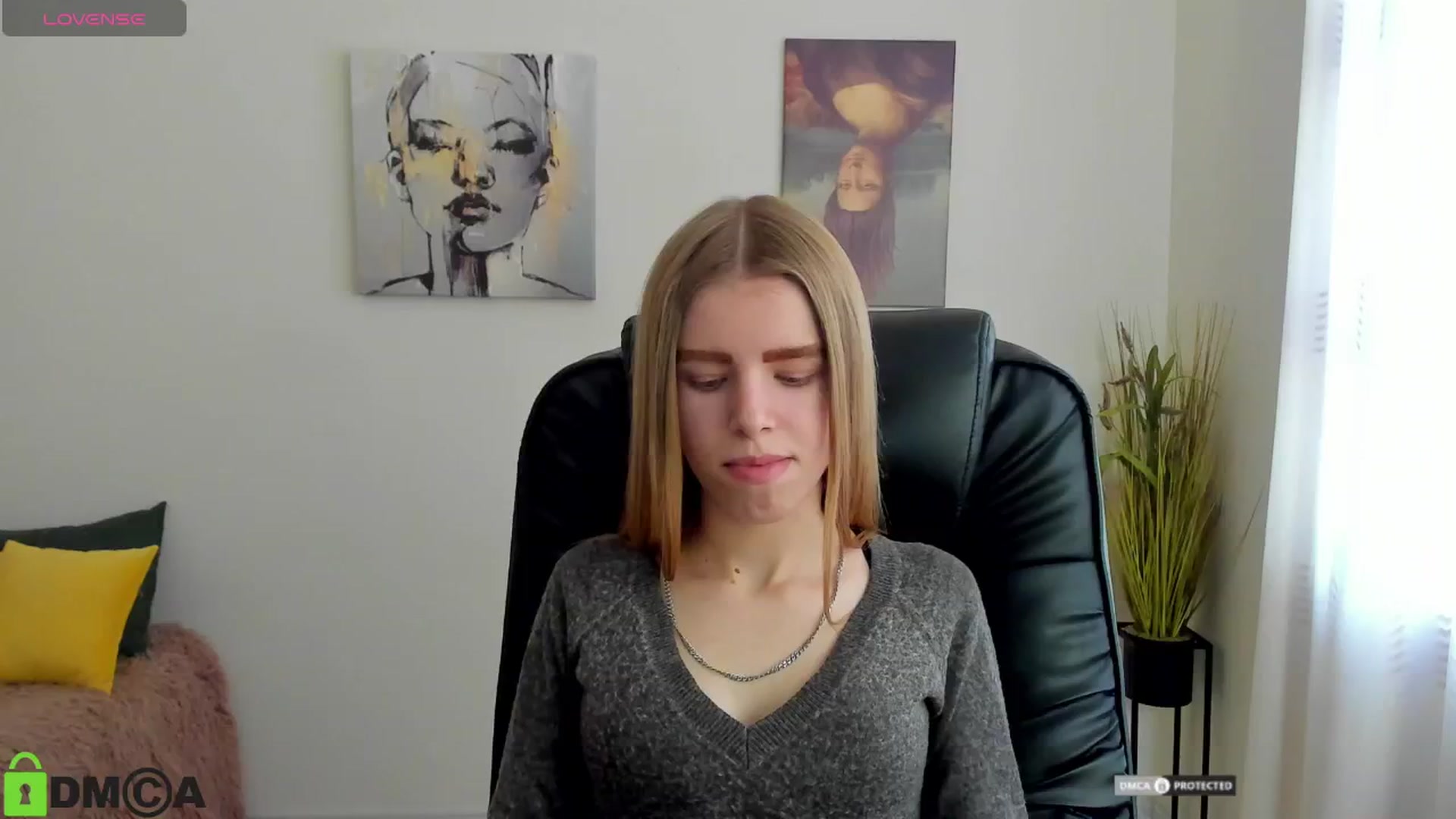 Gallery image thumbnail from Goldy_Emma's myfreecams stream on, 01/10/2025, 12:08 image 18 of 20