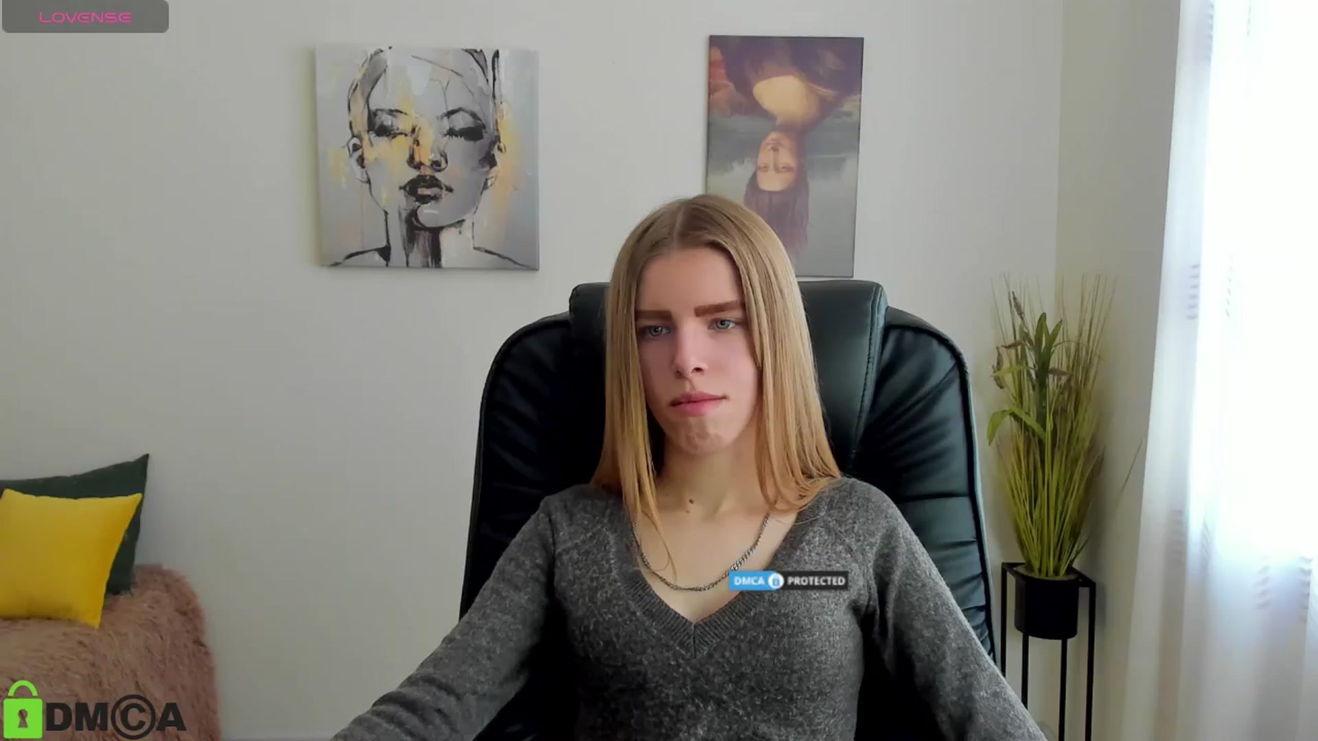 Gallery image thumbnail from Goldy_Emma's myfreecams stream on, 01/10/2025, 12:08 image 6 of 20